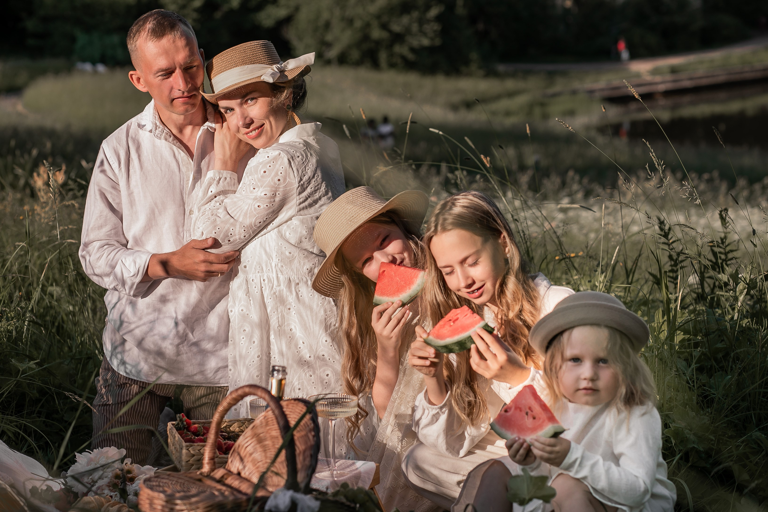 Прогулка в Павловском парке с семьей Елены и Александра. Свадебный и семейный фотограф в Колпино и СПб Юлия Папанова