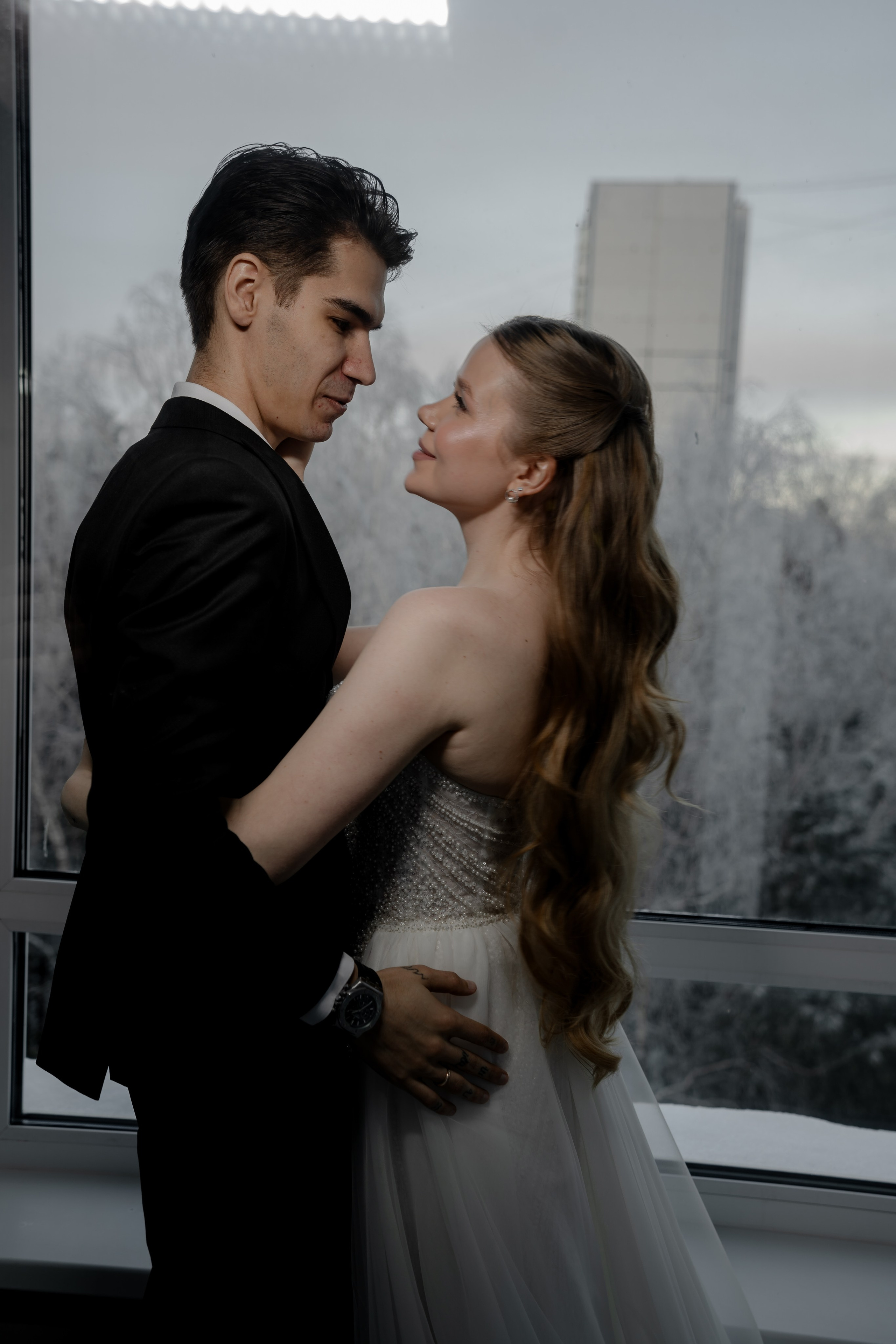 СВАДЕБНАЯ СЬЕМКА СБОРОВ В ОТЕЛЕ И ВЫЕЗД НА ЦЕРЕМОНИЮ (СНЯТО В СИБИРЕ В НИЖНЕВАРТОВСКЕ). Профессиональный фотограф, Санкт-Петербург — Виктория Богомолова