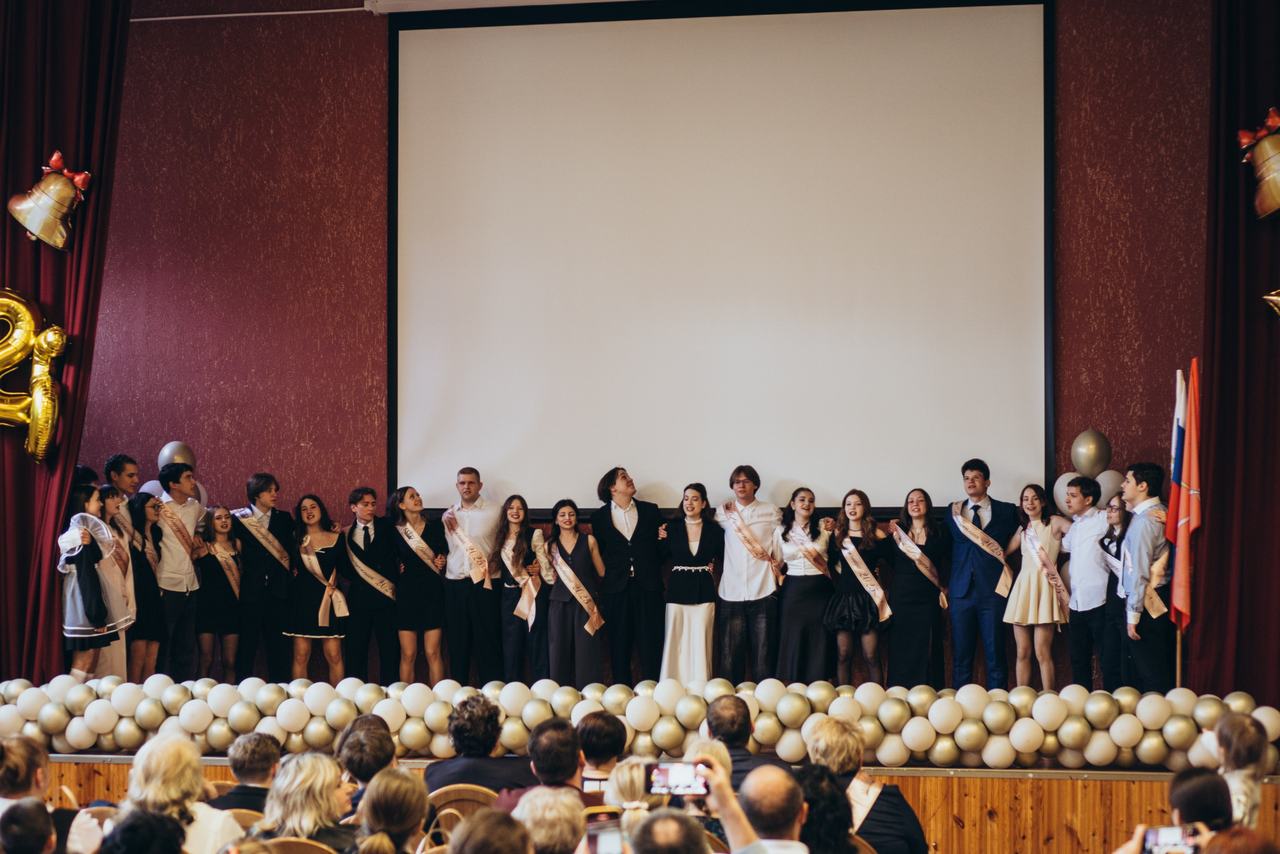 ПОСЛЕДНИЙ ЗВОНОК. Профессиональный фотограф, Санкт-Петербург — Виктория Богомолова