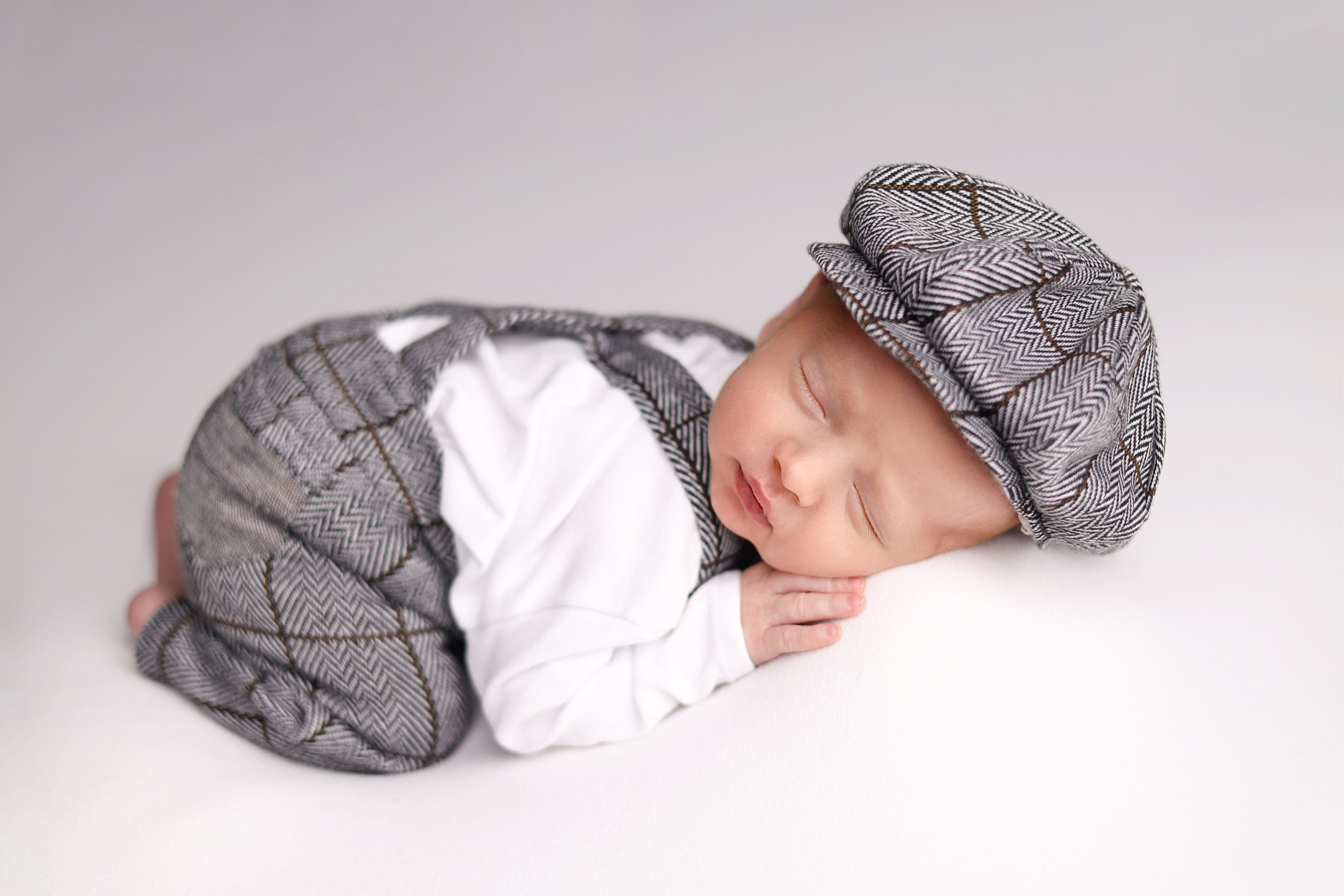 Ньюборн съемка Саввы. Фотограф новорожденных Столярова Светлана. Фотограф новорожденных Москва. Ньюборн фотограф Москва