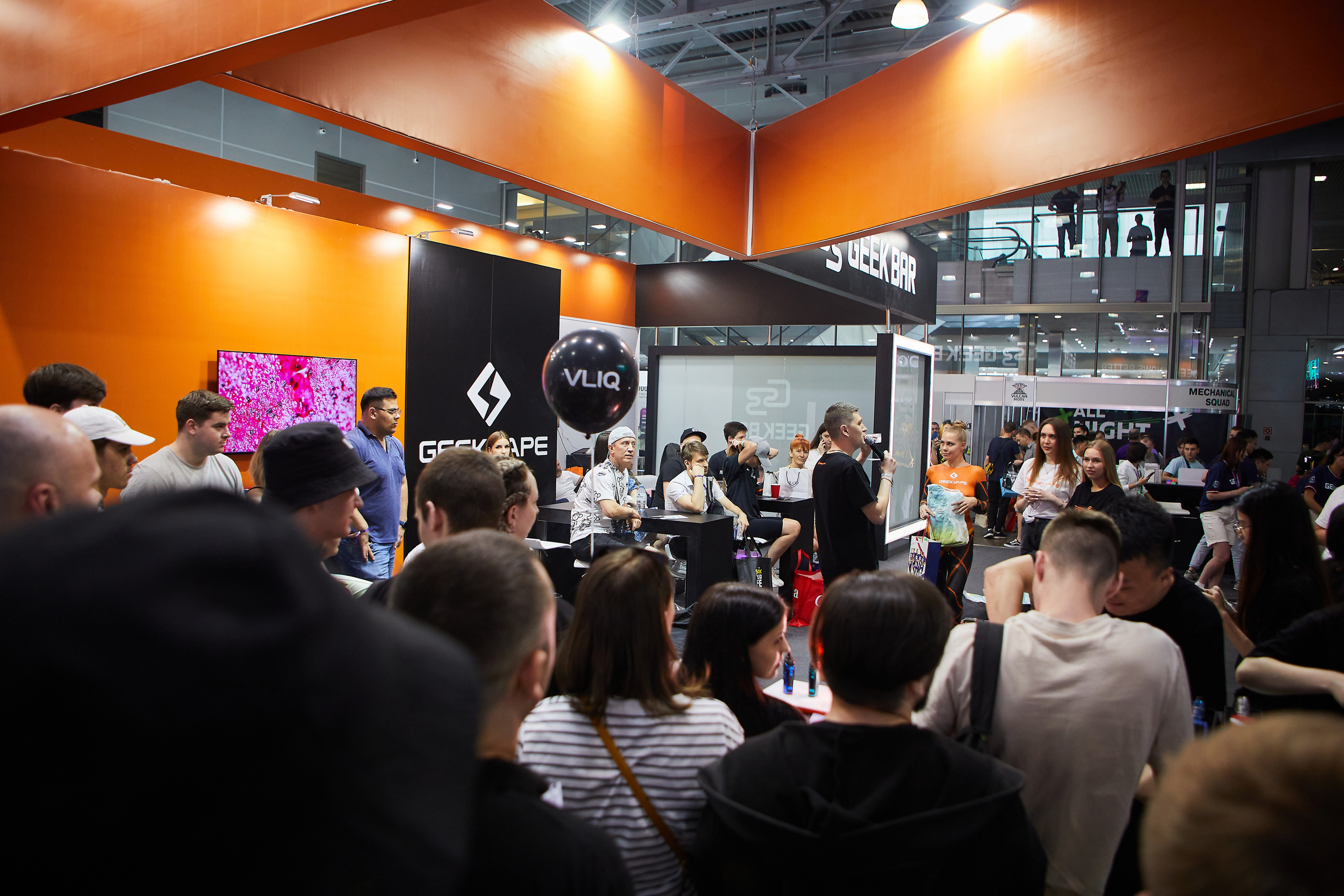 Crocus. Репортажный Фотограф Москва Дарья Лунева