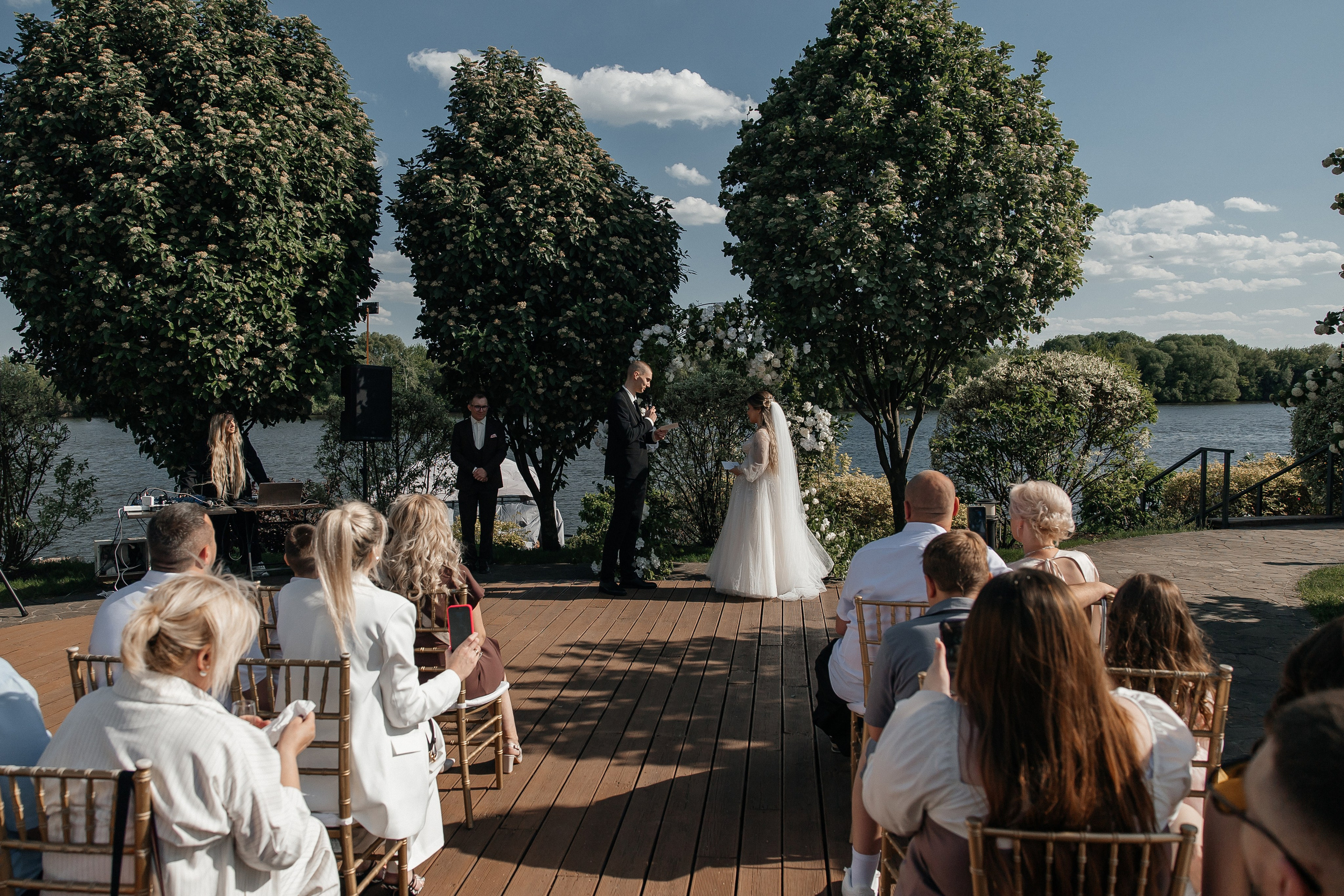 Выездная церемония в Капитан Клуб Жуковский. Свадебный фотограф в Москве Дарья Олендарёва