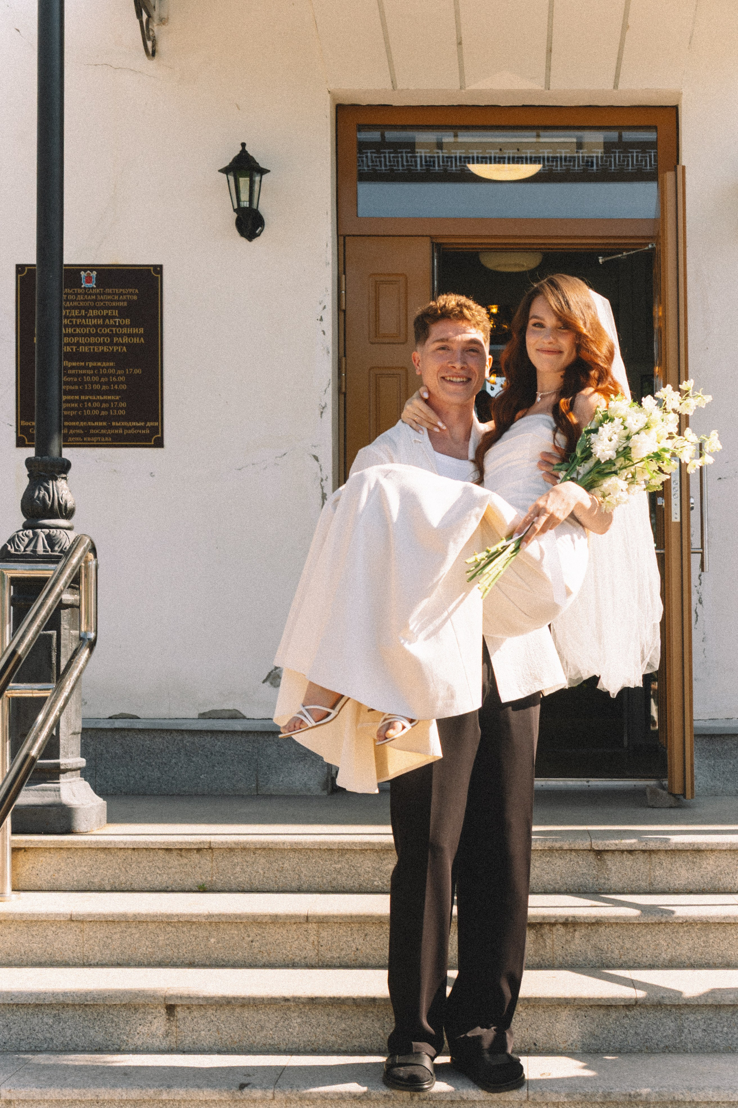 СВАДЕБНАЯ СЬЕМКА В ПЕТЕРГОФЕ И СЬЕМКА РЕПОРТАЖА В ЗАГСЕ ПЕТЕРГОФА. Профессиональный фотограф, Санкт-Петербург — Виктория Богомолова