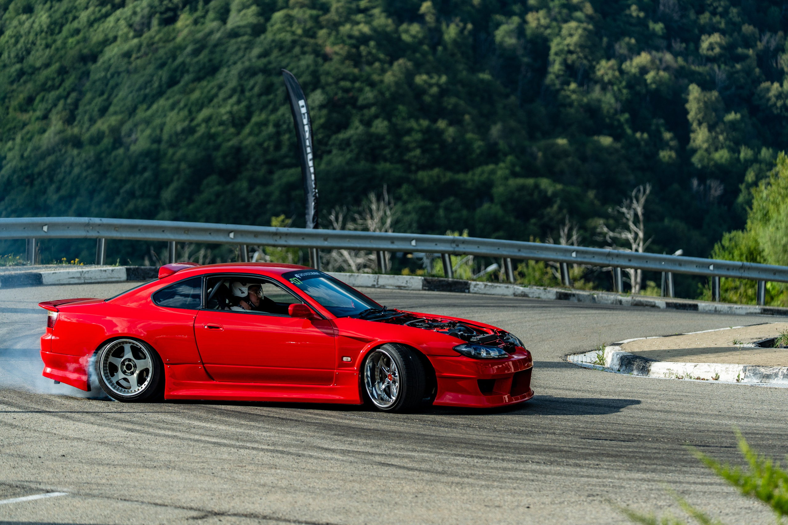 Автомобильные дрифт-гонки в рамках фестиваля Grounded 2024. Репортажный фотограф в Красной Поляне и Сочи Павлюченко Екатерина