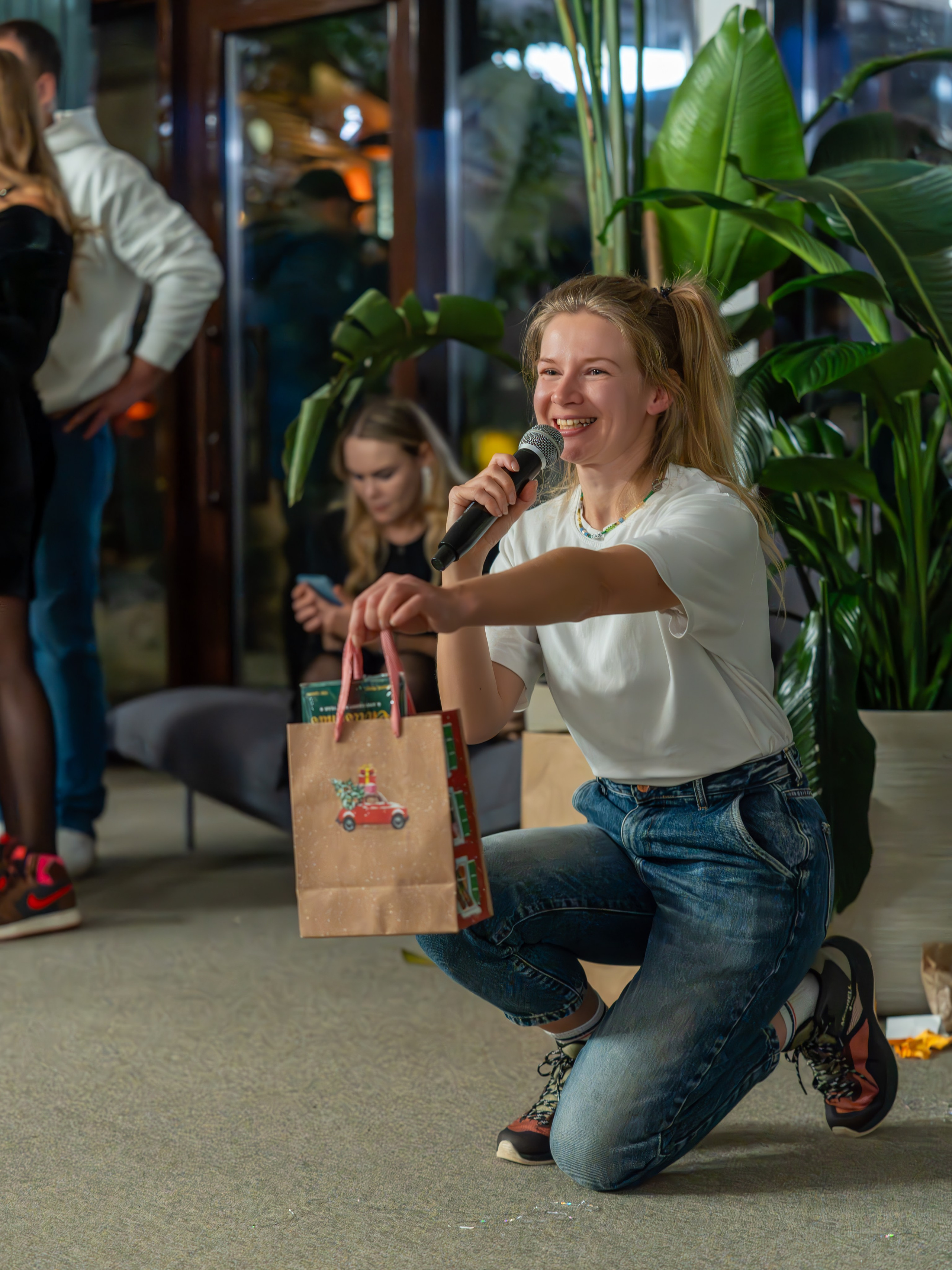 Предновогодняя встреча в пространстве Steford Hub. Репортажный фотограф в Красной Поляне и Сочи Павлюченко Екатерина