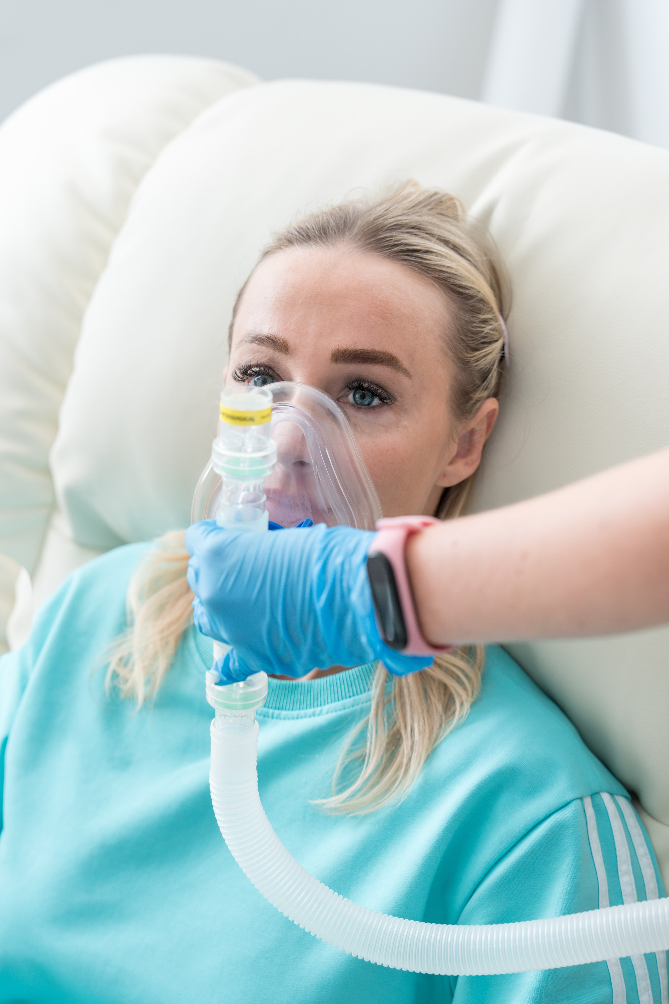 Контент съемка для медицинского центра в отеле Rosa Springs. Репортажный фотограф в Красной Поляне и Сочи Павлюченко Екатерина