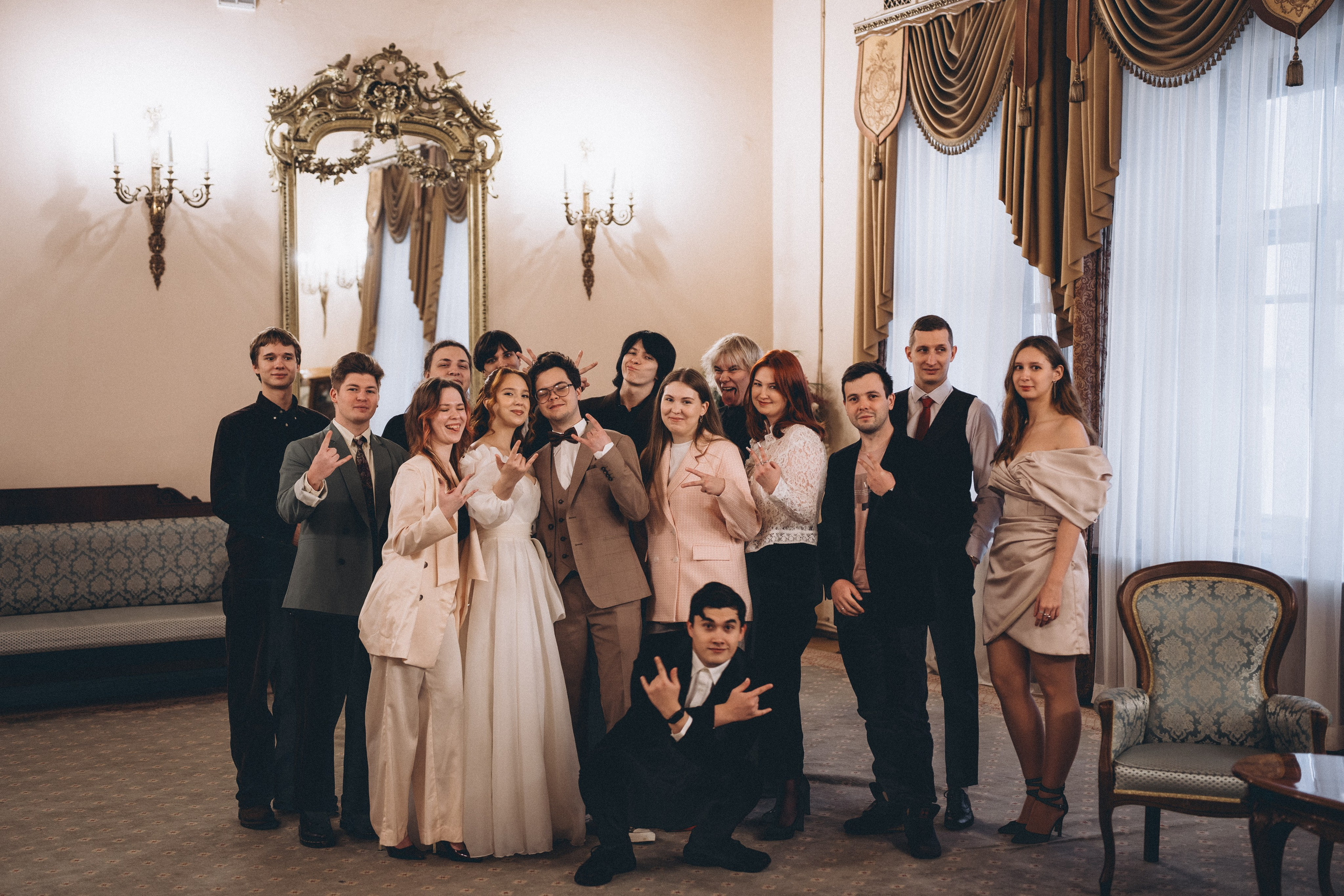 СВАДЕБНАЯ СЬЕМКА ВО ВТОРОМ ДВОРЦЕ С ГОСТЯМИ И ПРОГУЛКА В ТАВРИЧЕСКОМ САДУ. Профессиональный фотограф, Санкт-Петербург — Виктория Богомолова