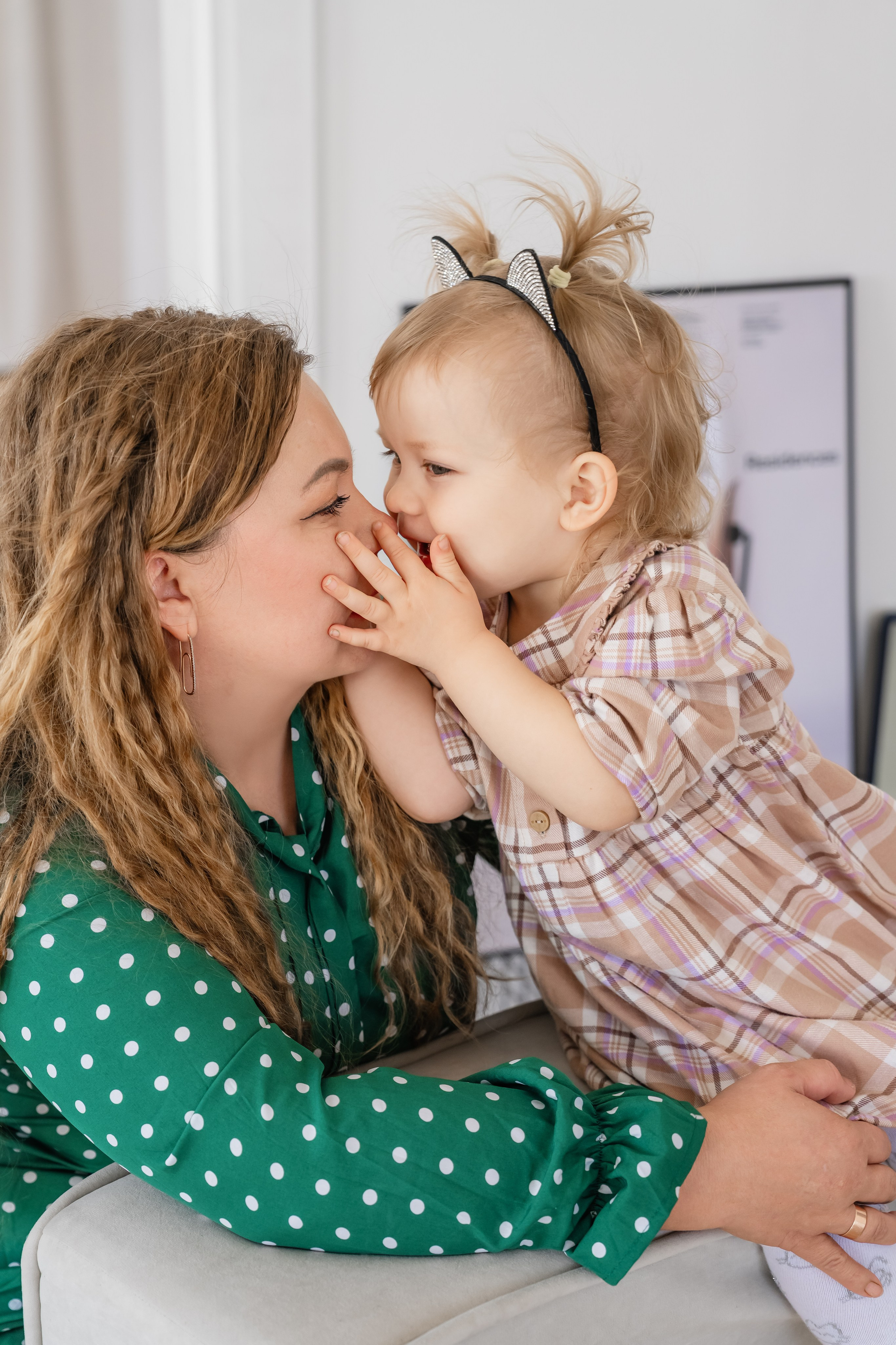 Мама и дочь. Фотограф и видеограф в Улан-Удэ: Аюна Габагуева и Артём Шаханов
