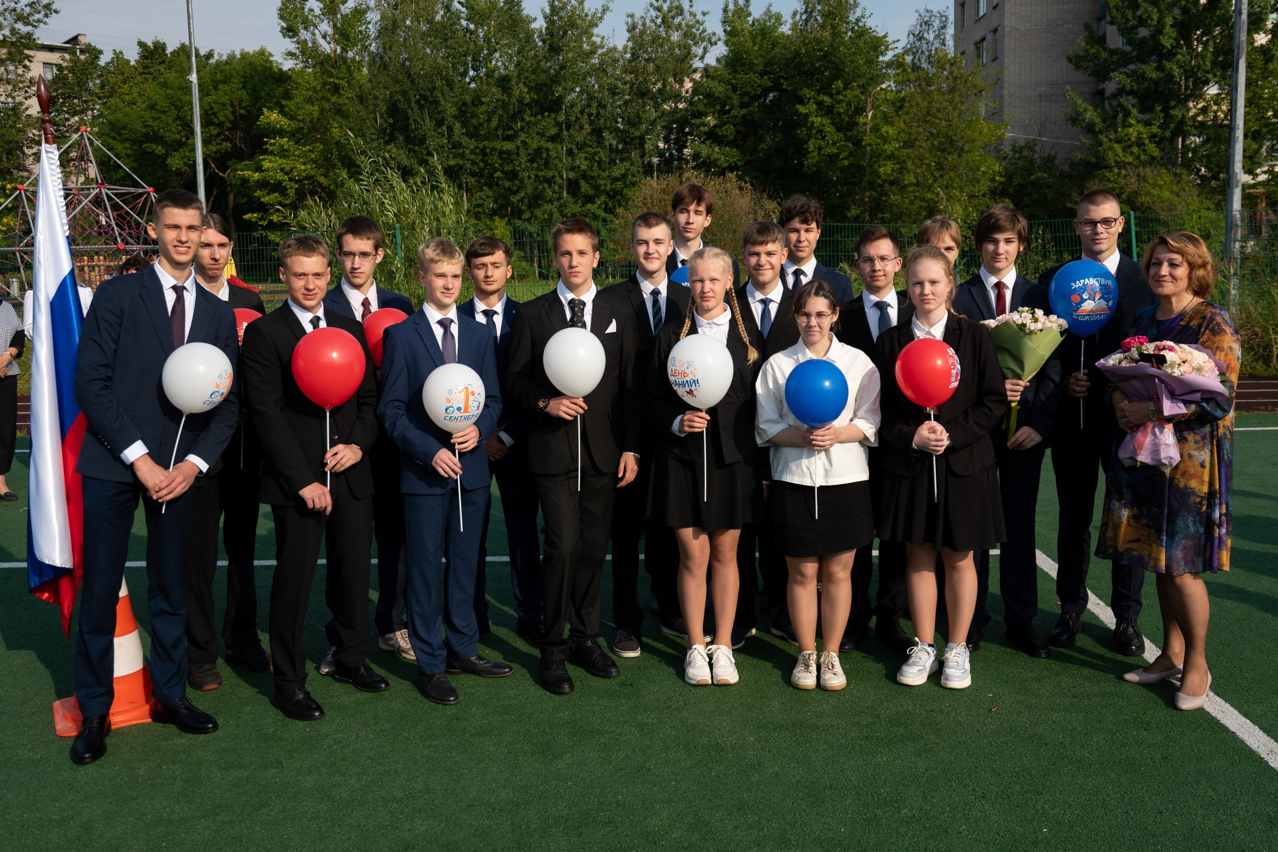 Первое сентября 2024 г. Фотограф Владимир Коровяковский
