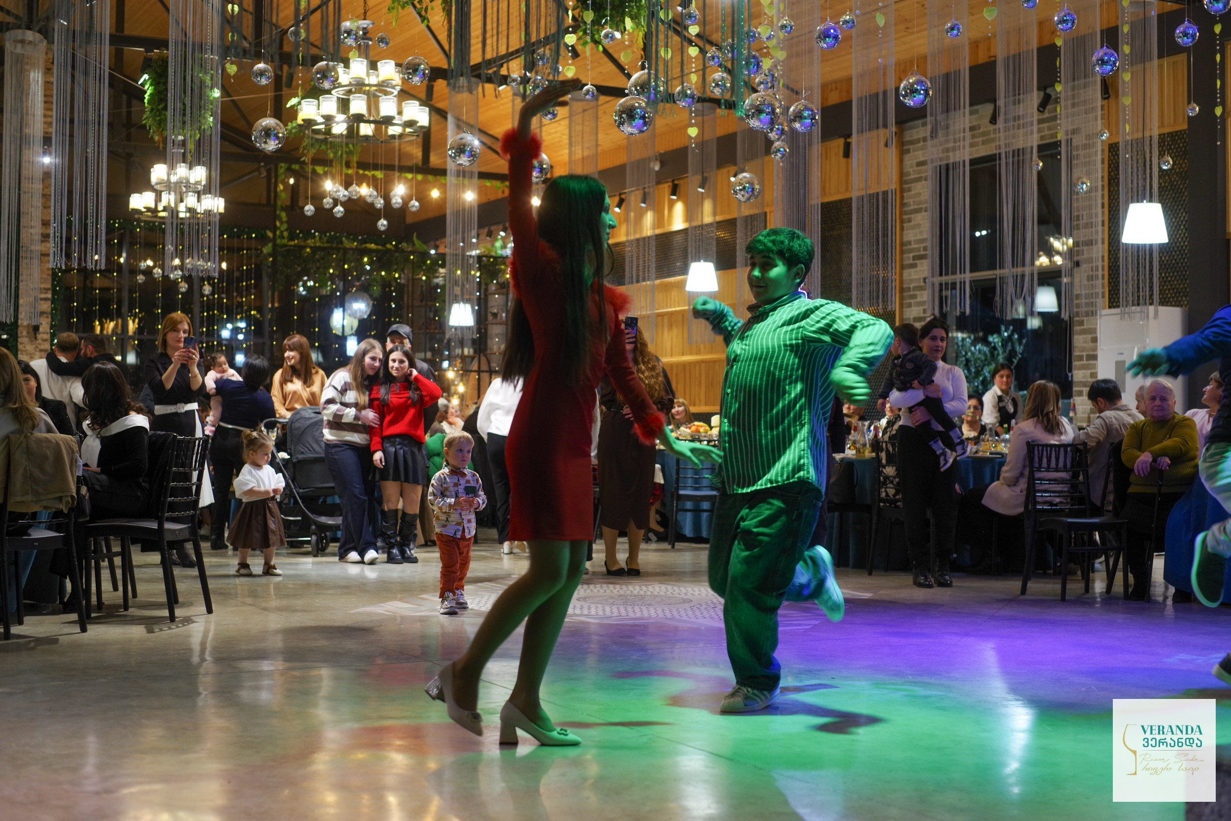 Ресторан веранда. Портретный фотограф Денис Милютин