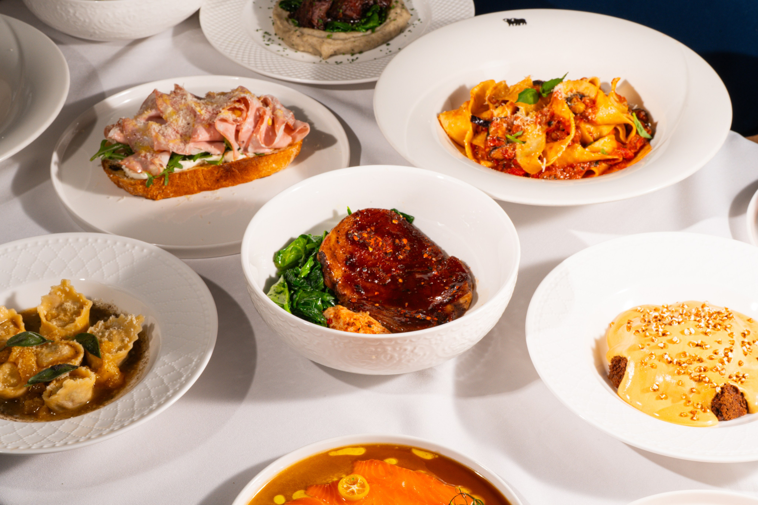 Sputnik bar. AMODEO STUDIO