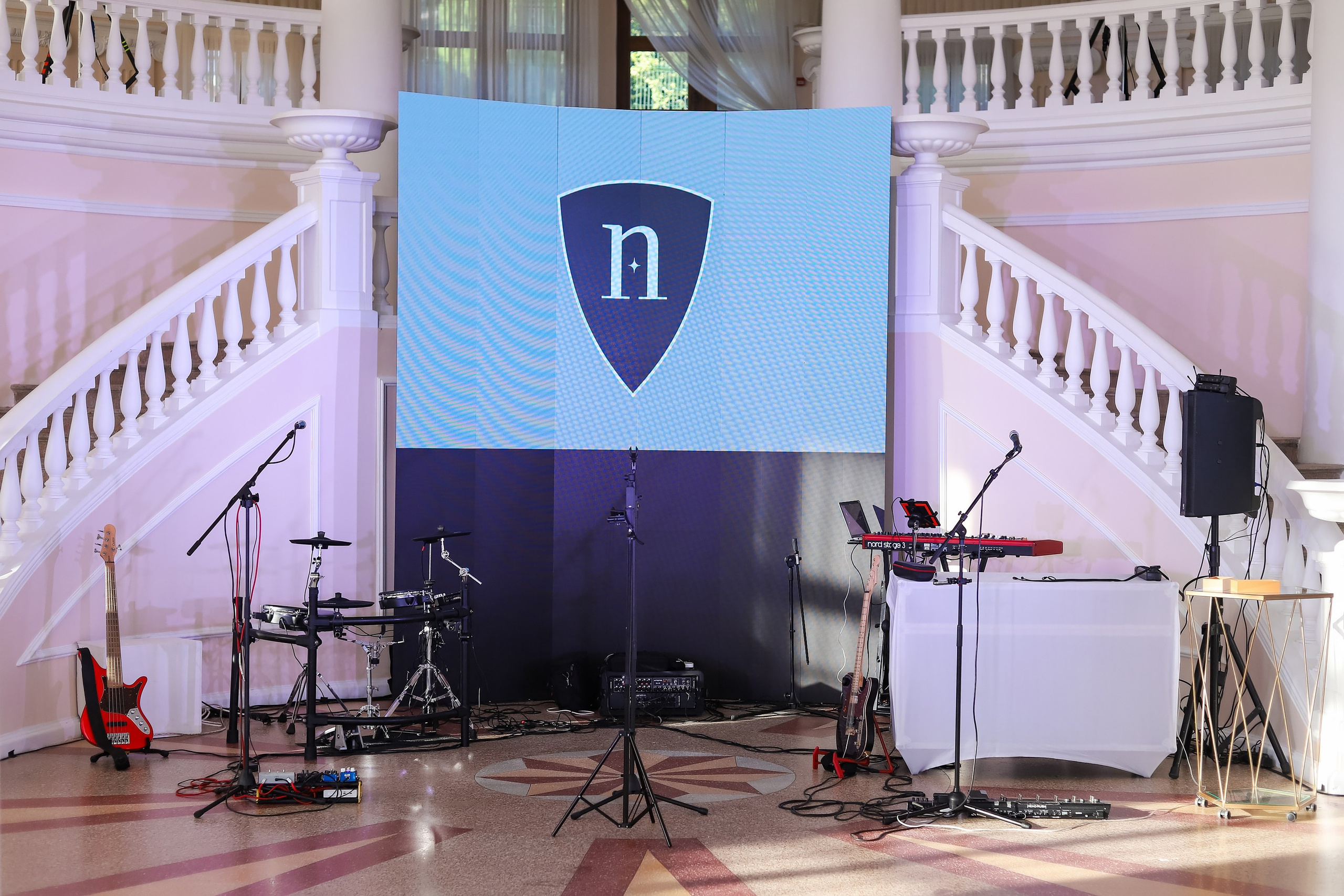 Презентация насыпного острова в Сочи. Репортажный и fashion фотограф в Москве Сергей Бардин