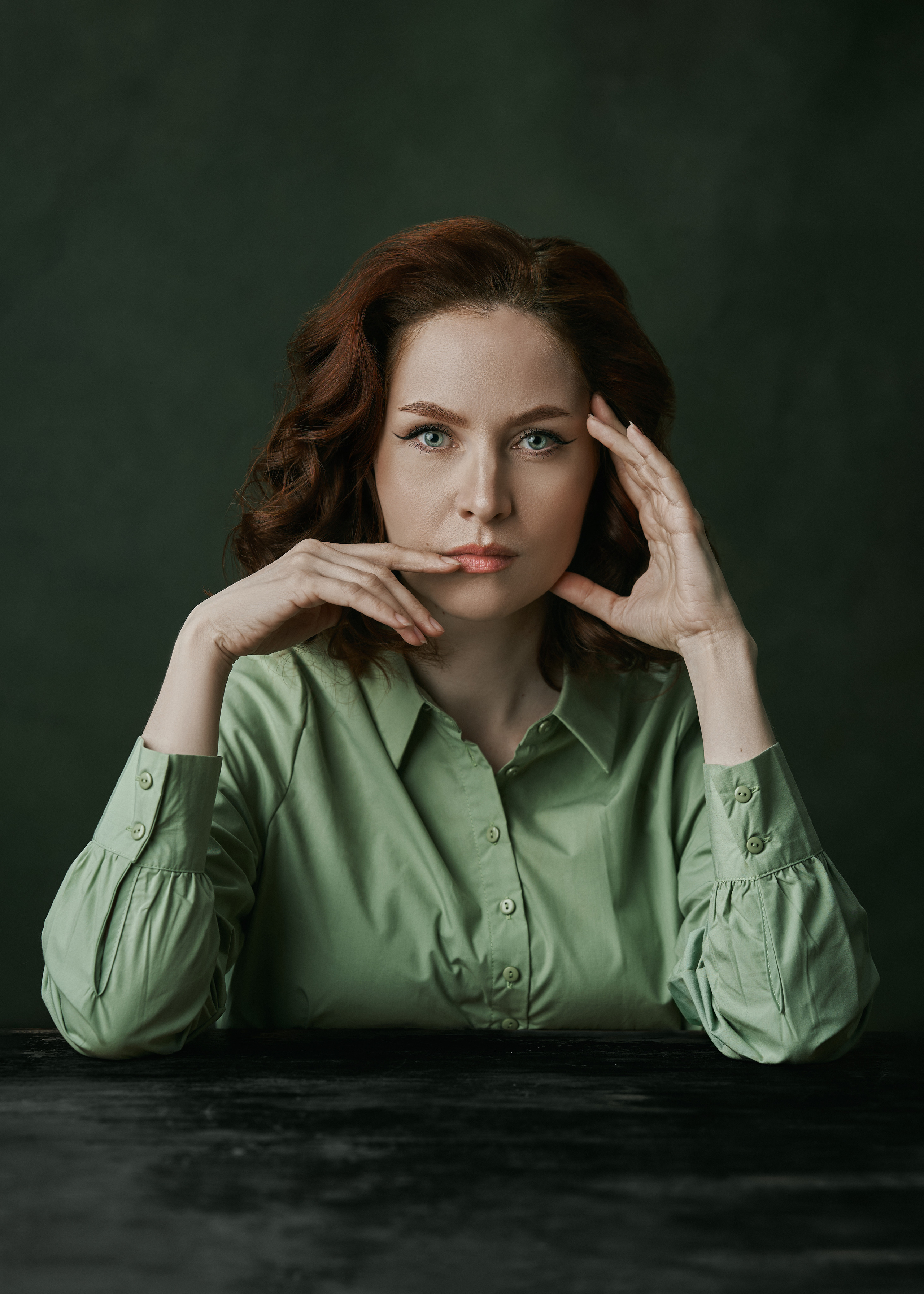 Портретная фотосессия для женщин в студии — профессиональный фотограф в Санкт-Петербурге. Сергей Горшенин — профессиональный фотограф