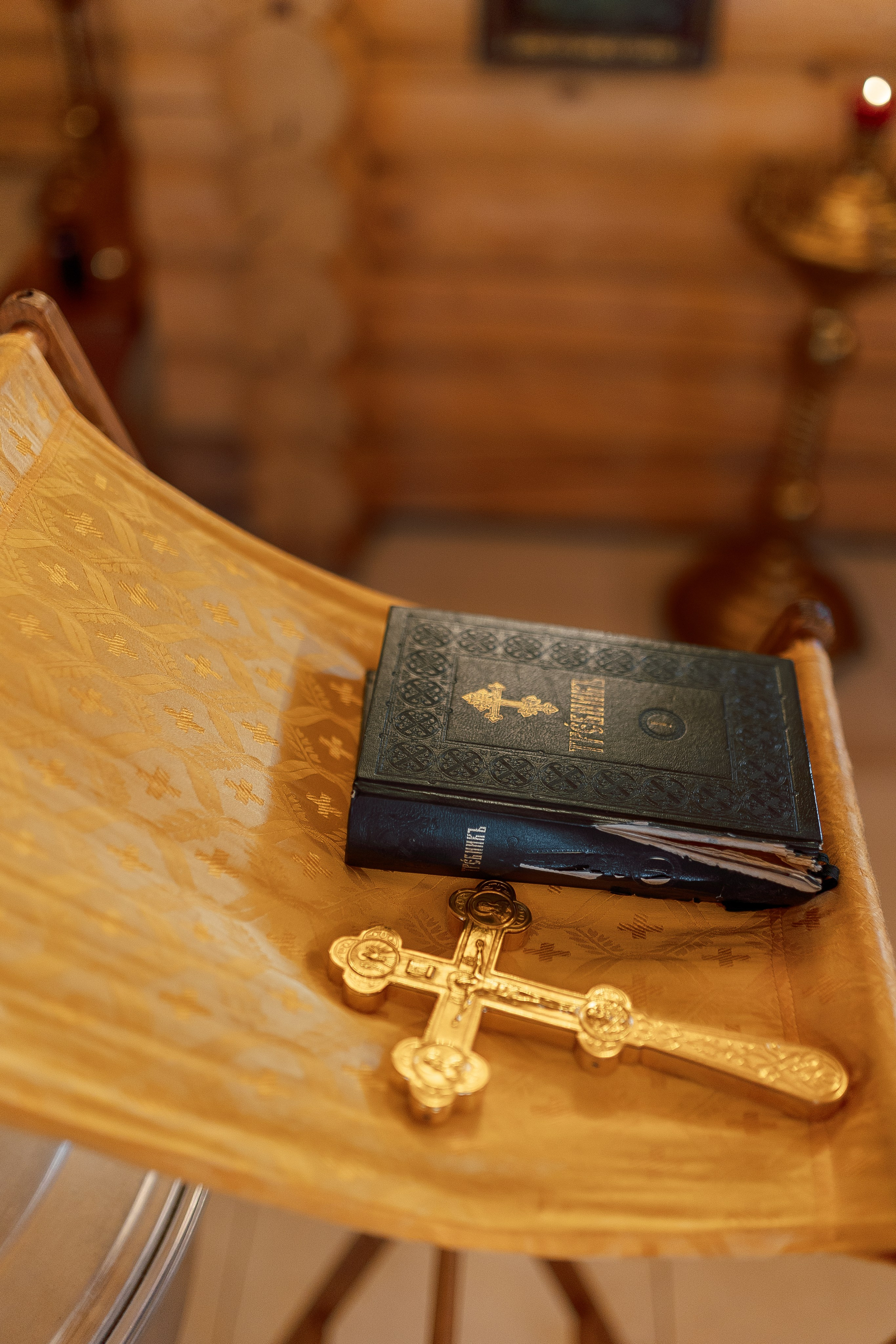 Храм пр. Серафима Саровского. Семейный фотограф в Москве Анна Пожарская