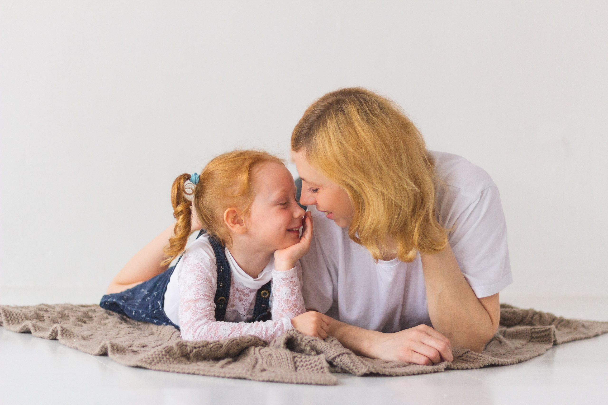 Дочь и мама. Фотограф из Первоуральска Роман Заиченко