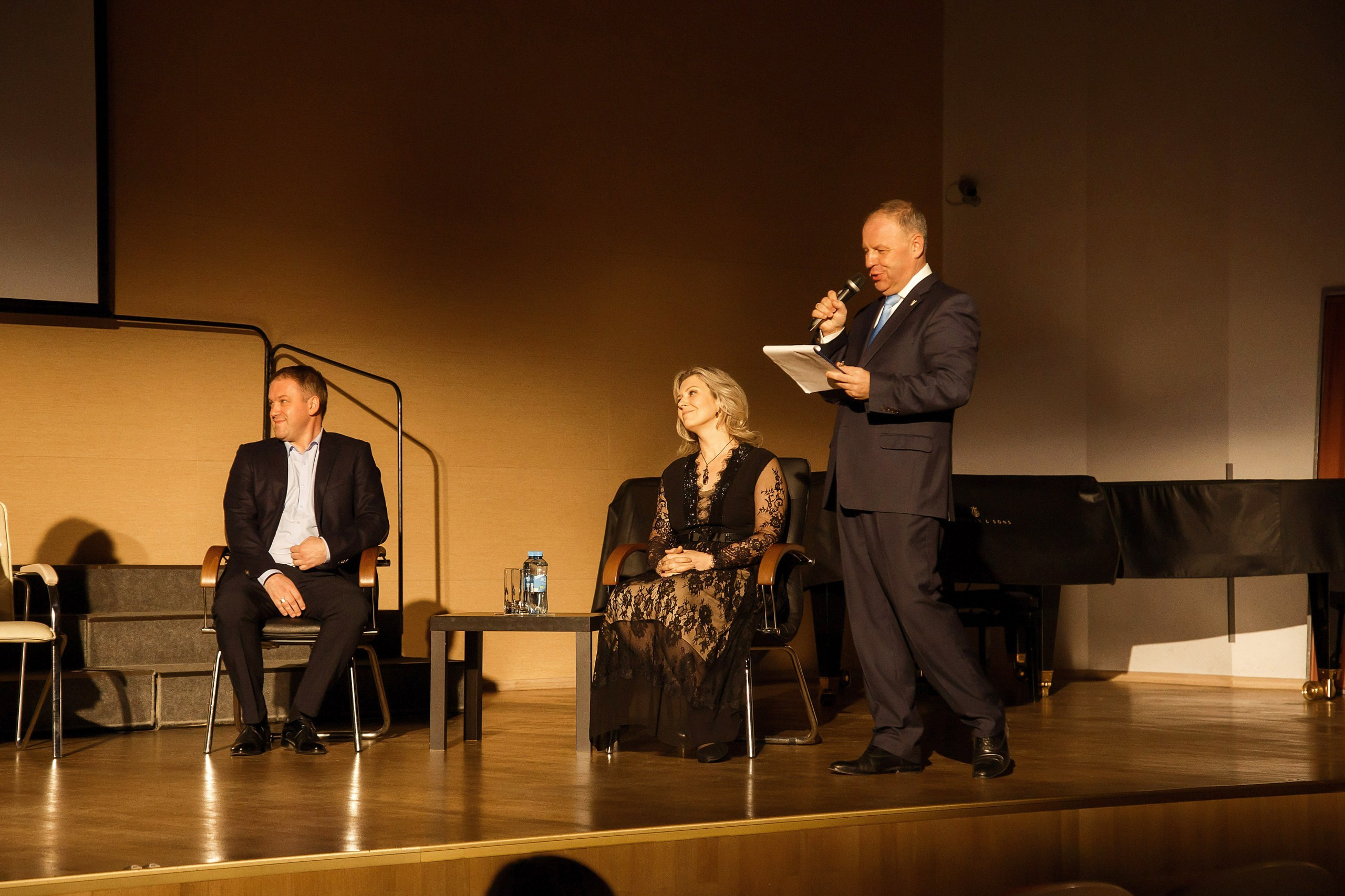 Детская школа искусств № 4. Семейный фотограф Любовь Саркеева