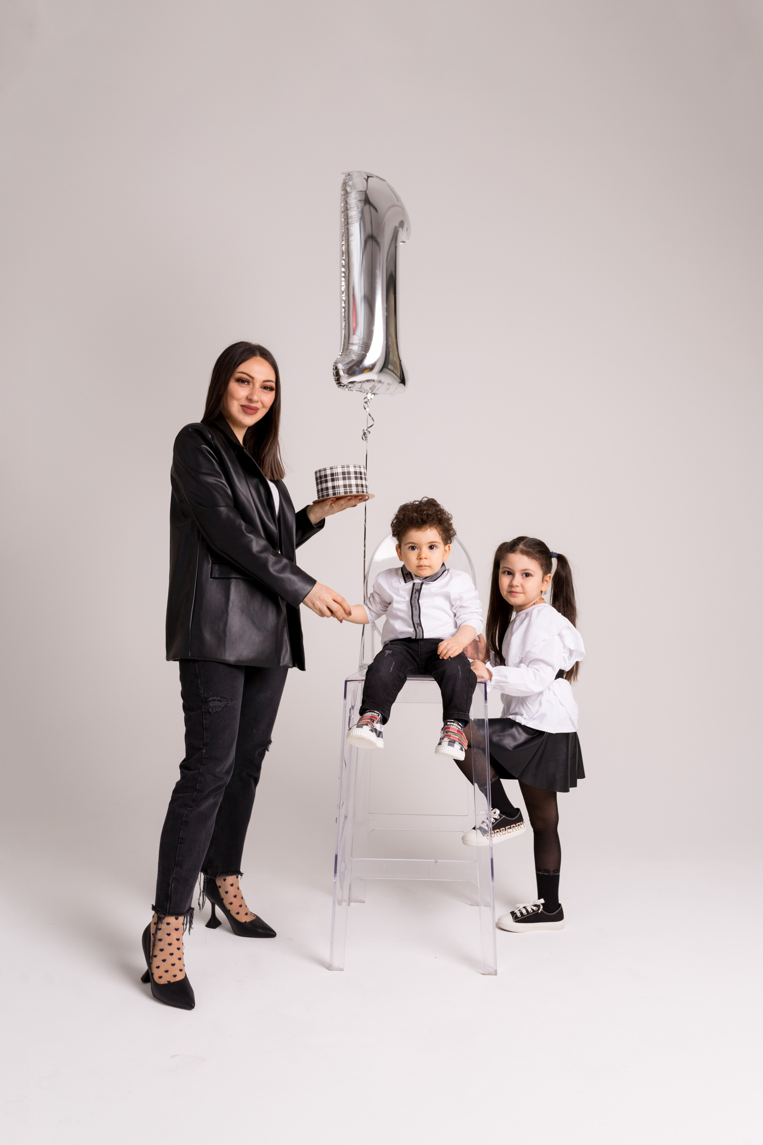 Семейная съемка в LOFT-13. Семейный фотограф в Москве и МО Варвара Шаранова