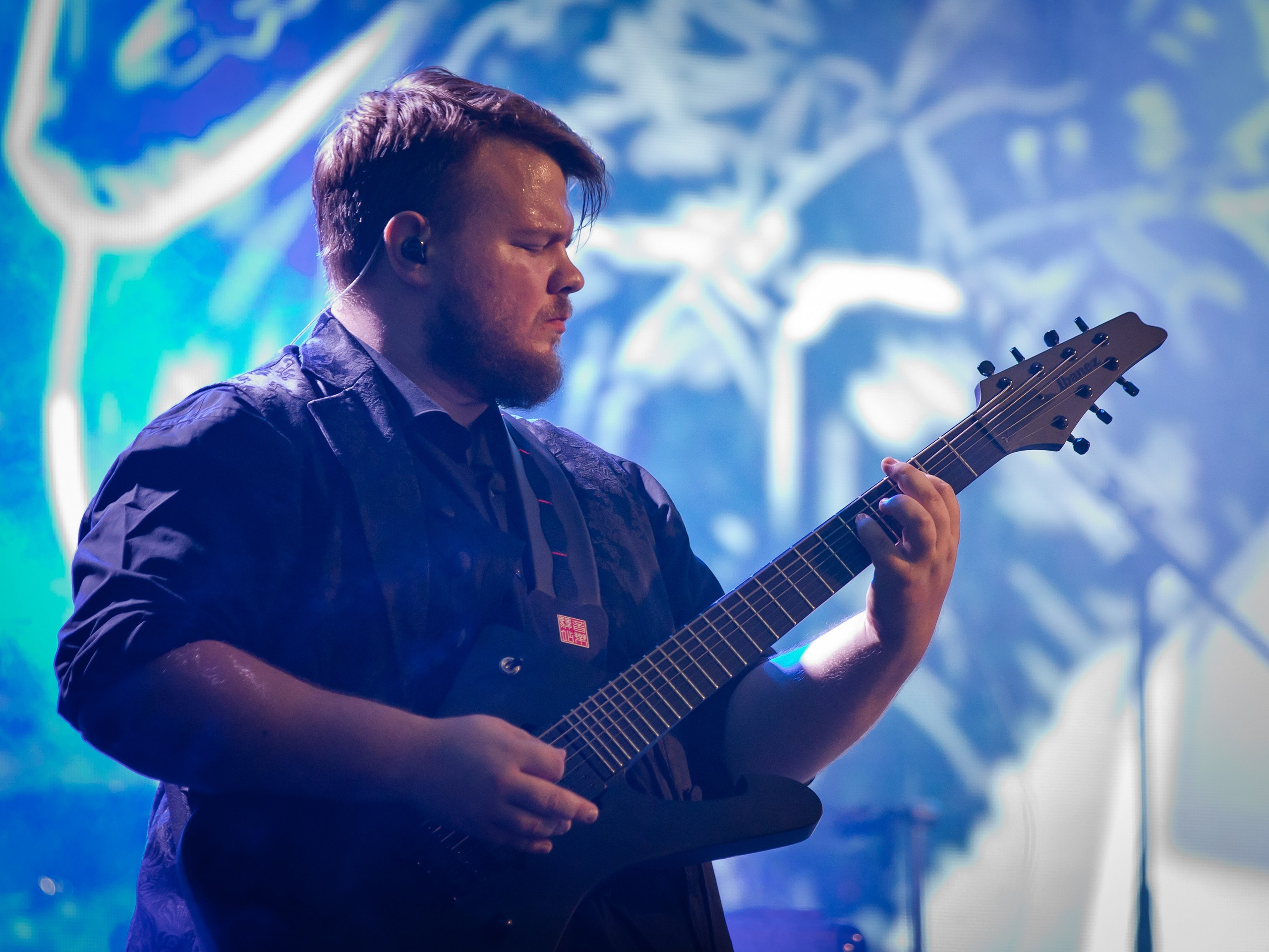 Saphath. Крылья Сахалина. Фотограф. г. Южно-Сахалинск. Олег Толстов