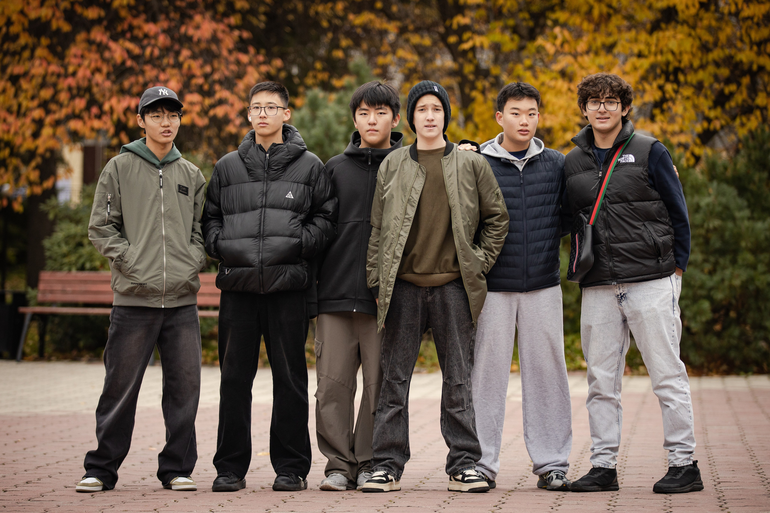 9Б фотопрогулка. Фотограф. г. Южно-Сахалинск. Олег Толстов