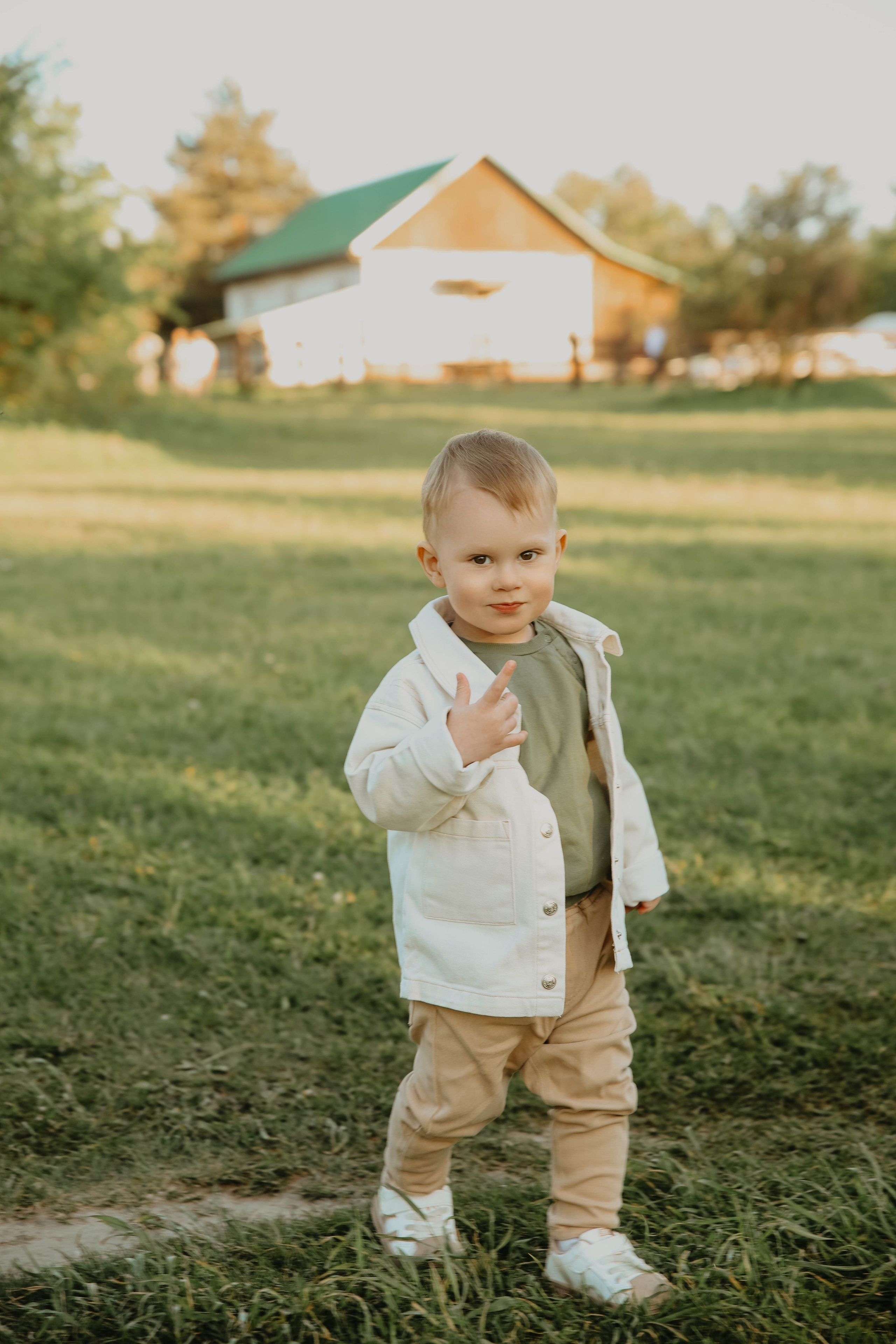 Семейная фотосессия с детьми в парке Коломенское. Свадебный и семейный фотограф в Москве