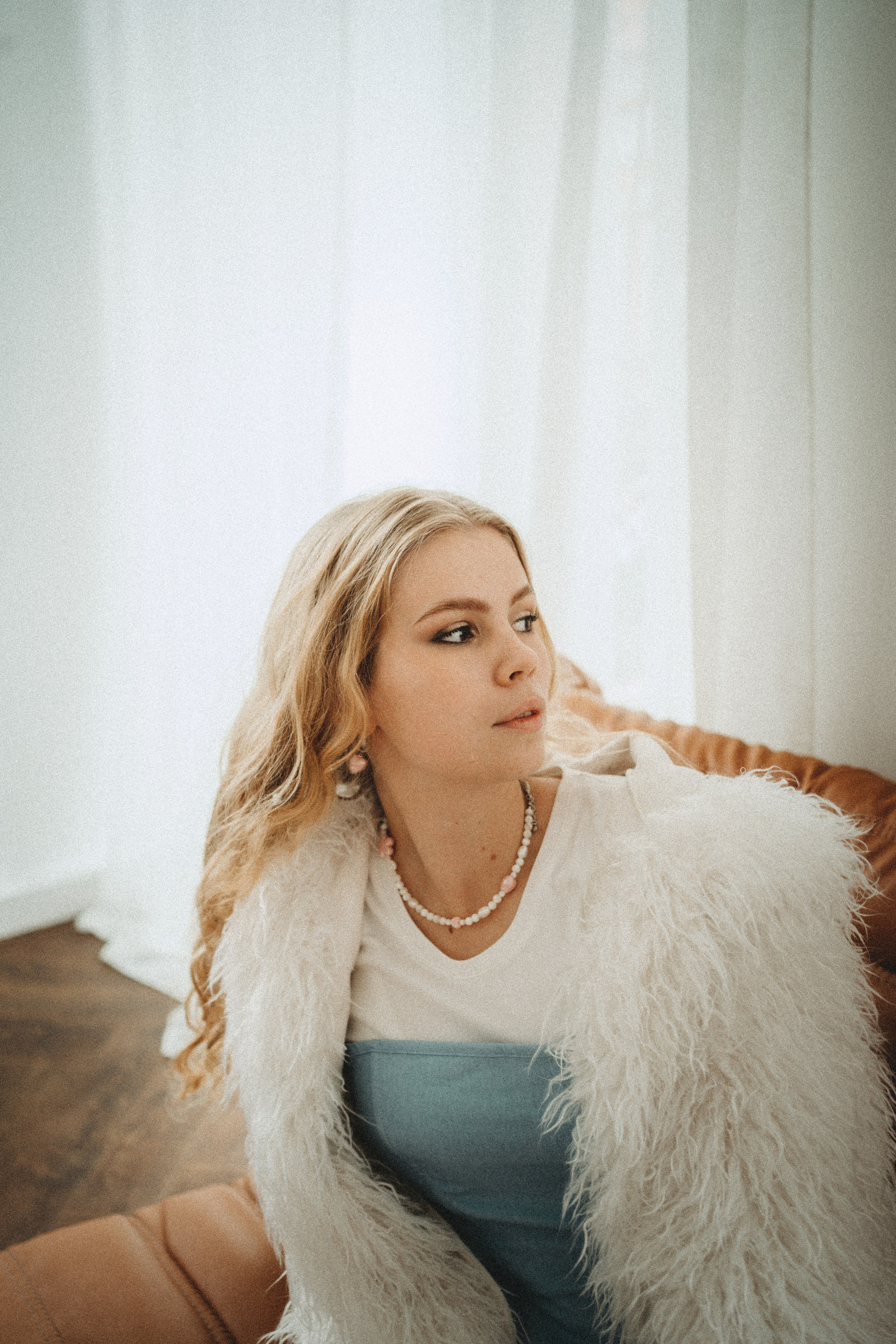 Полина. Главная