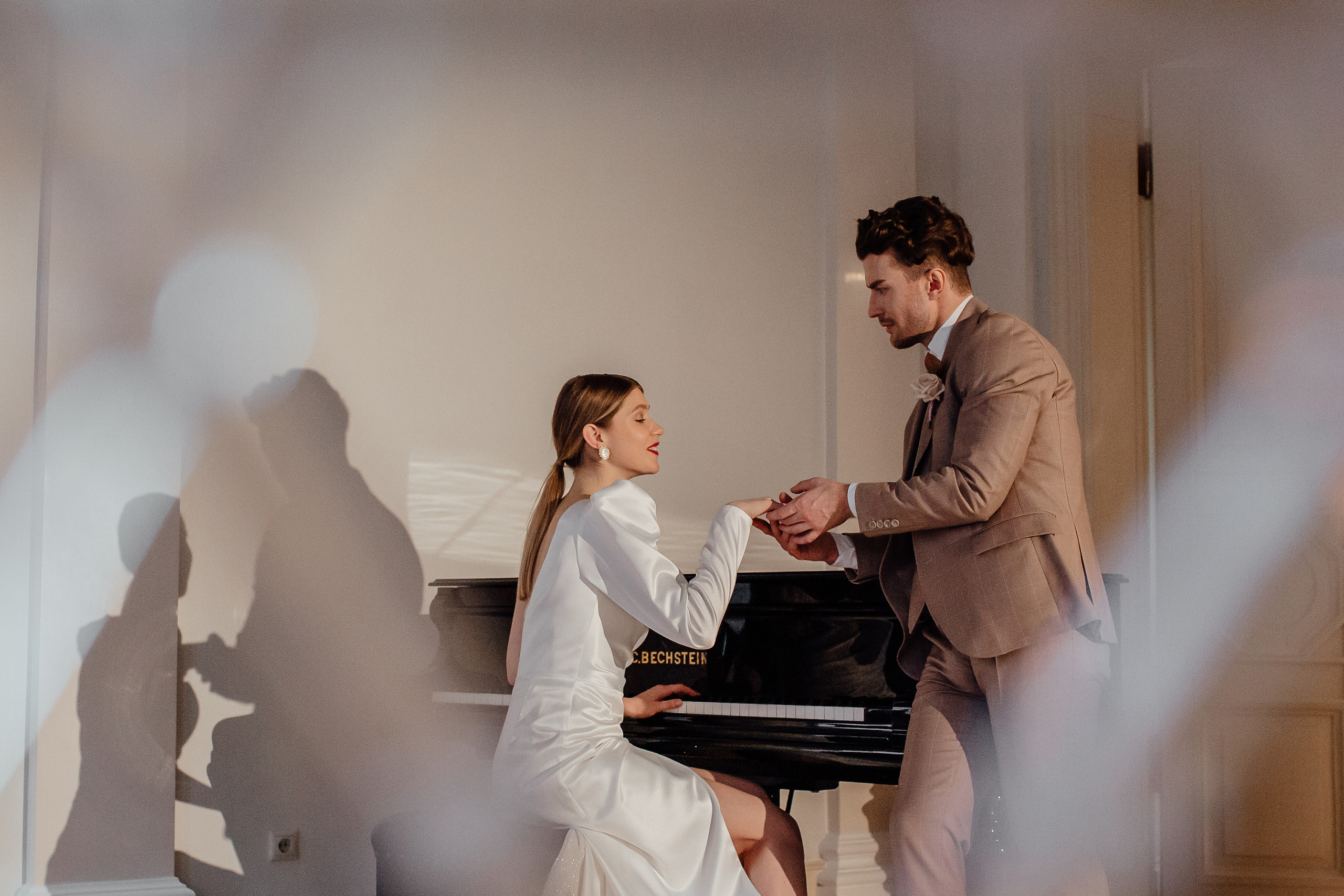 Свадебная фотосессия в усадьбе Муравьевых-Апостолов. Свадебный фотограф в Москве Дарья Олендарёва