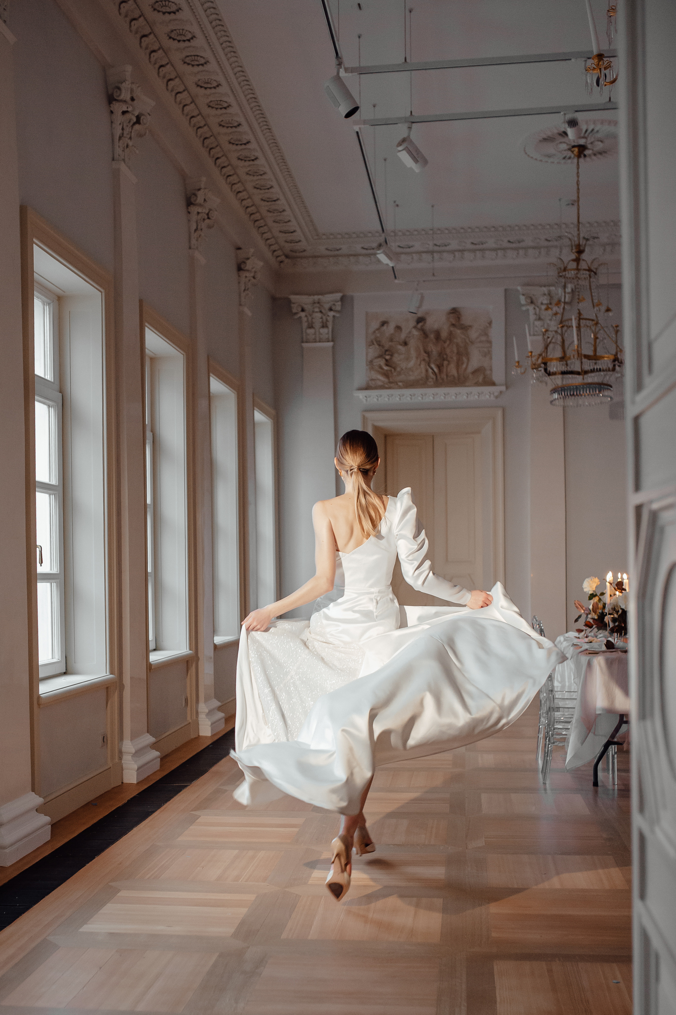 Свадебная фотосессия в усадьбе Муравьевых-Апостолов