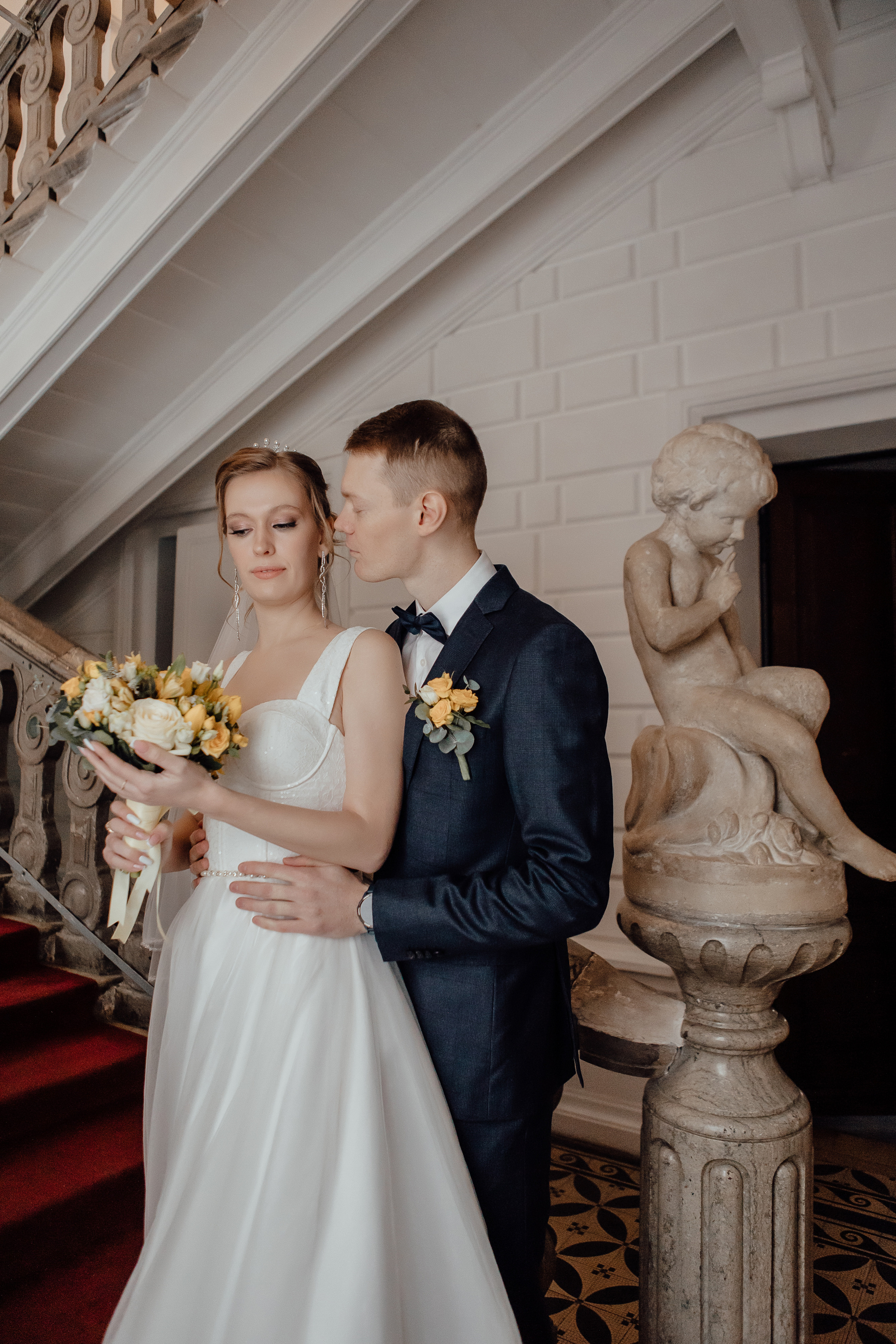 Свадебная фотосессия в Особняке Спиридонова