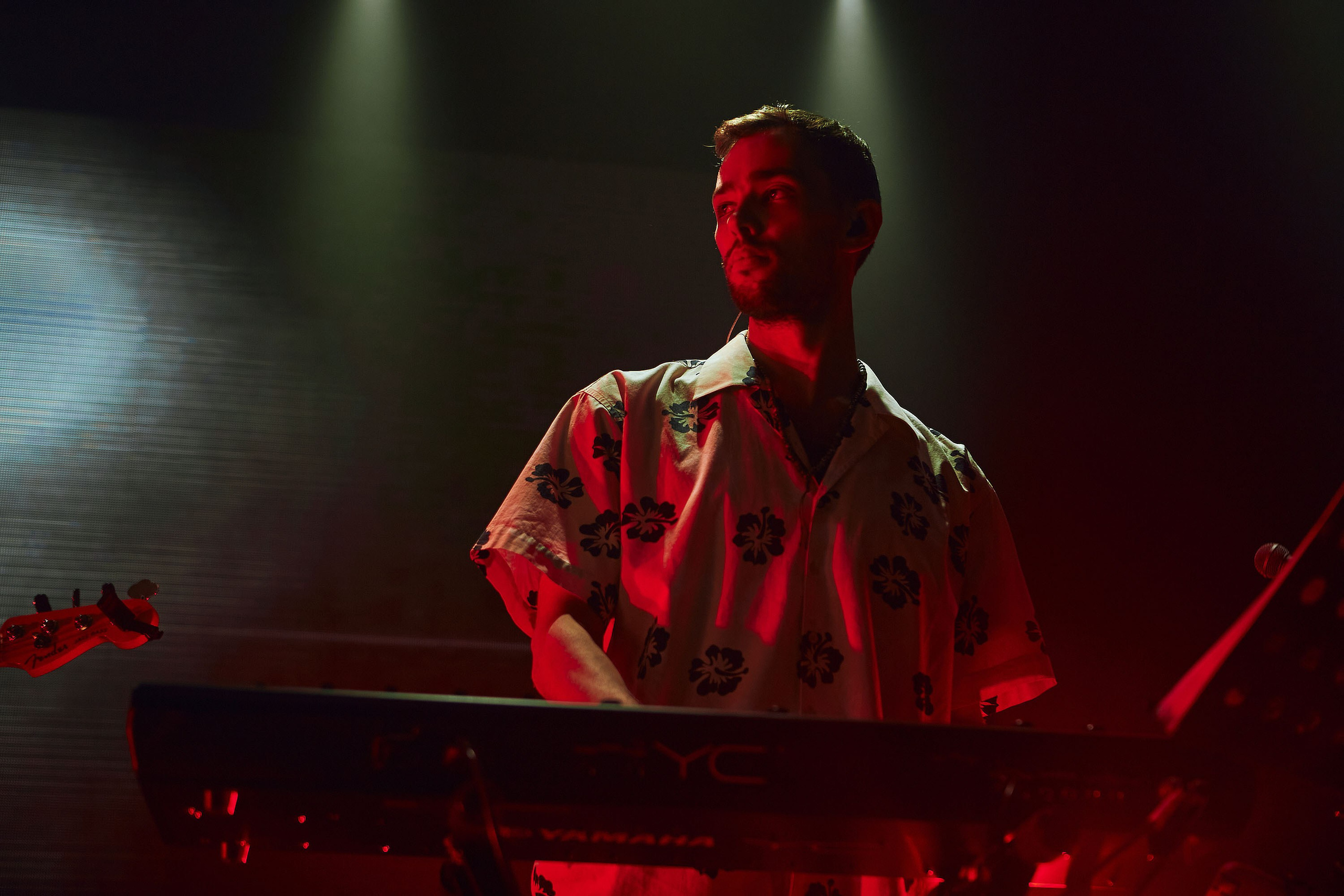 Ваня Дмитриенко «НА ОДНОЙ ОРБИТЕ ТУР». Андрей Цветков — репортажный, свадебный и портретный фотограф в Санкт-Петербурге