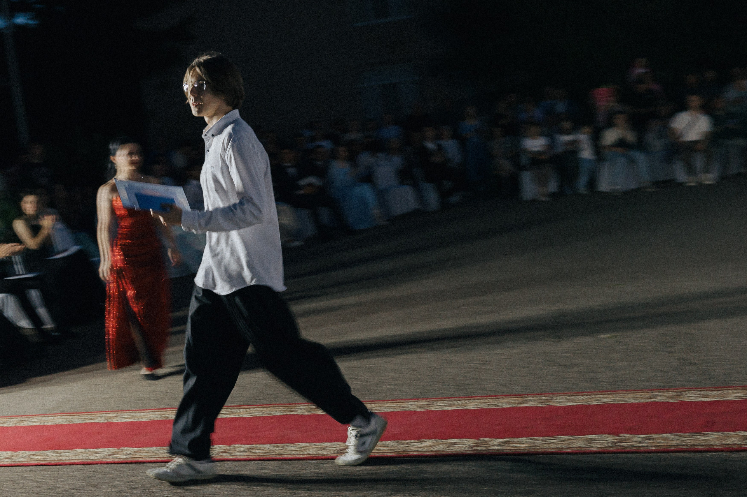 Вручение аттестатов. Свадебный фотограф Роман Еремеев