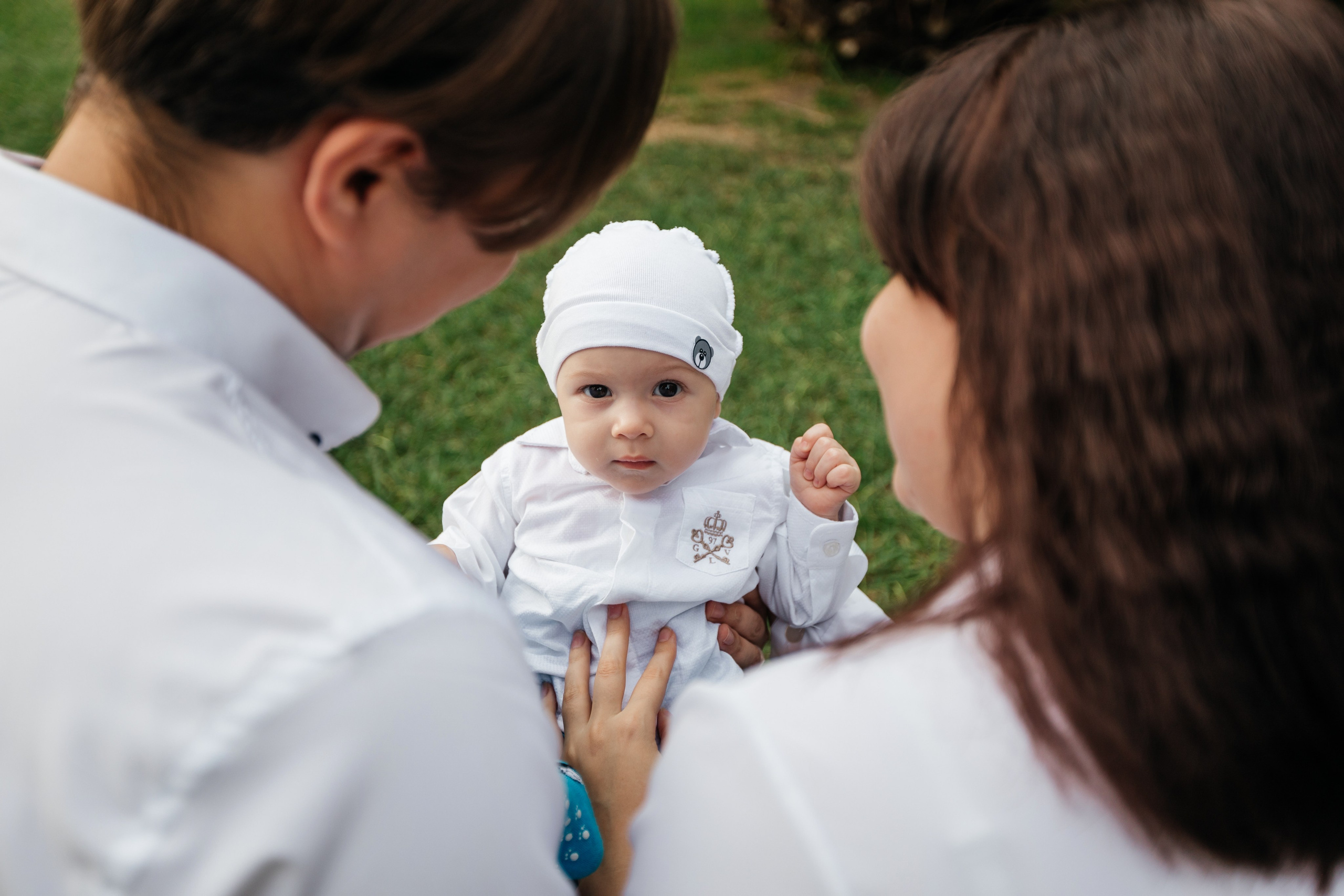Алексей и Нарине с малышом. Фотограф в Сочи. Свадебная видеосъемка Сочи