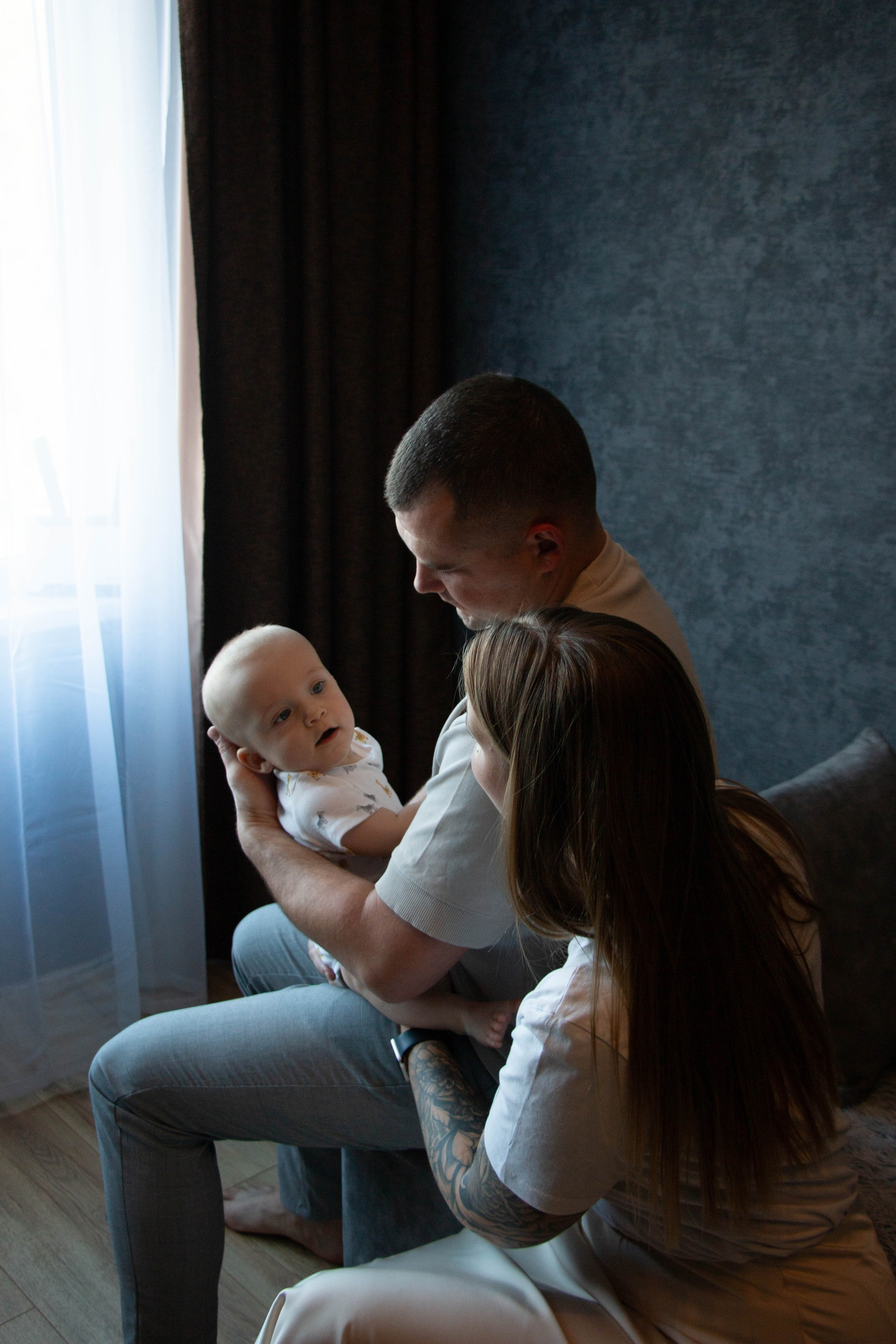 Артур, Вика и Роберт. Бережно сохраняю ваши чувства и истории на своих фотографиях