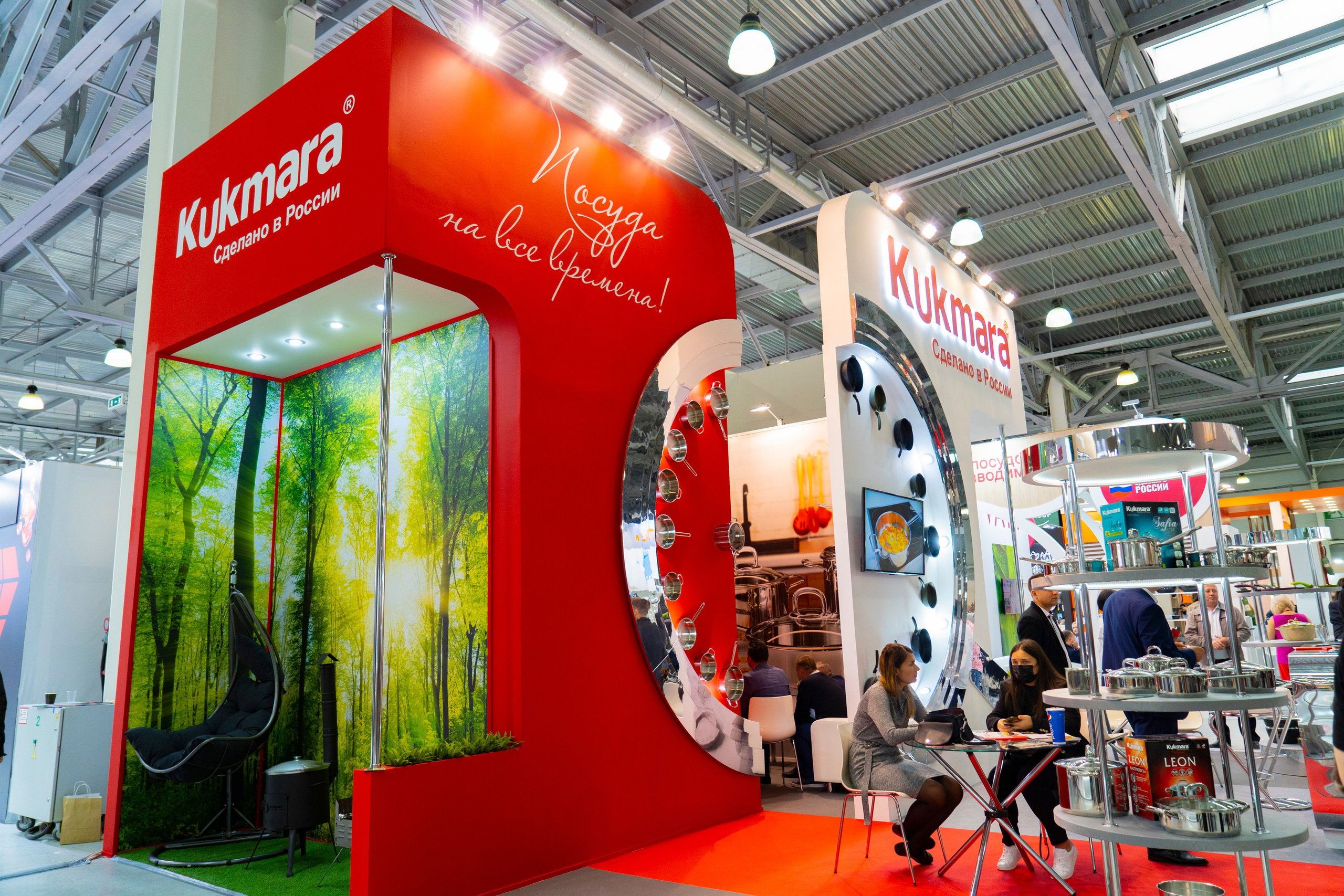 Выставочные стенды. Профессиональный портретный фотограф в Москве Владимир Глаголев