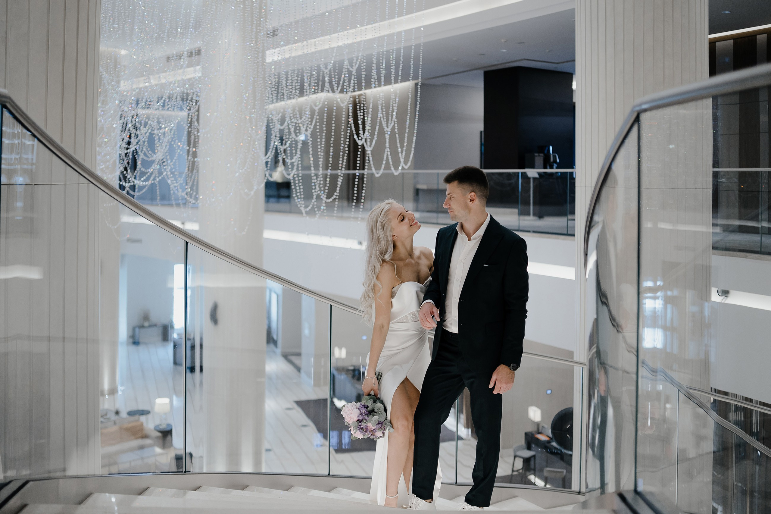 Свадебная фотосъемка утро невесты в отеле Hyatt Regency. Свадебный и семейный фотограф в Москве Светлана Зоткина