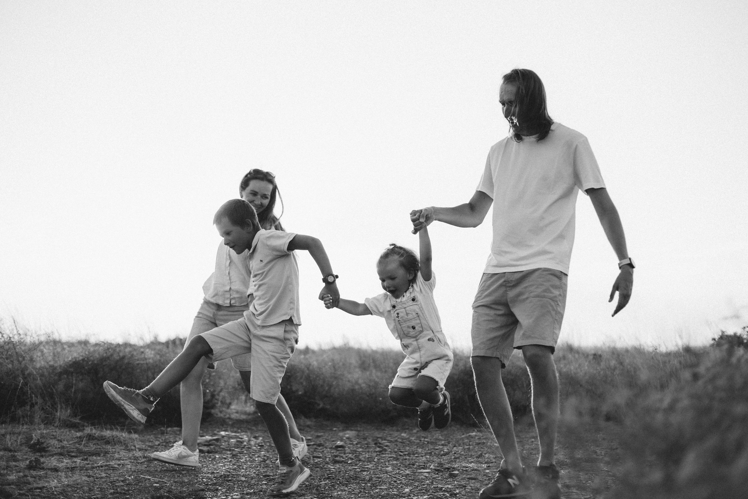 Татьяна, Алексей, Сергей и Аврора. Семейный фотограф Анапа