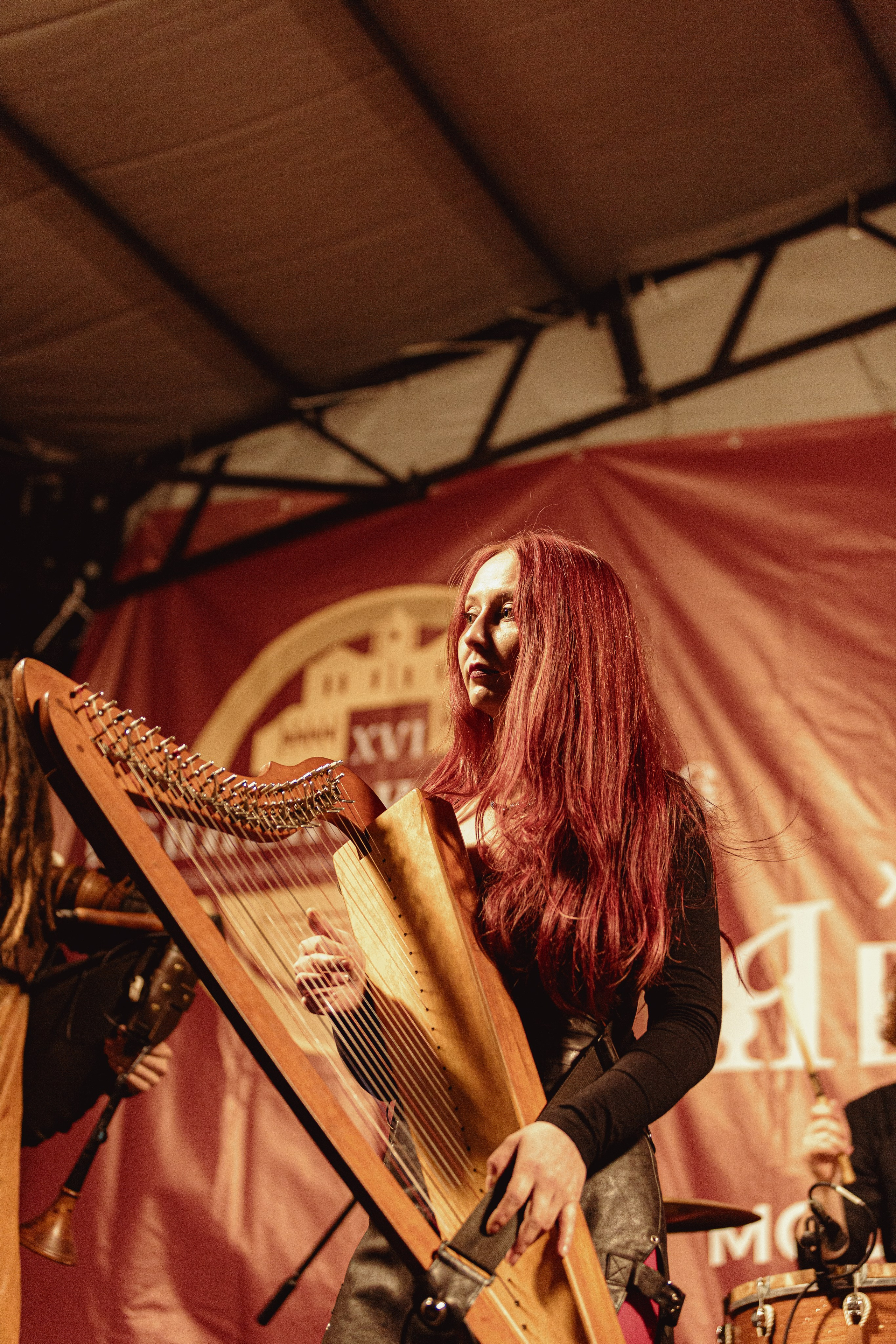 Фестиваль «Абалакское поле» XVI. Арт-фотограф Крис Л. в Тобольске: портрет, семейные, свадьбы