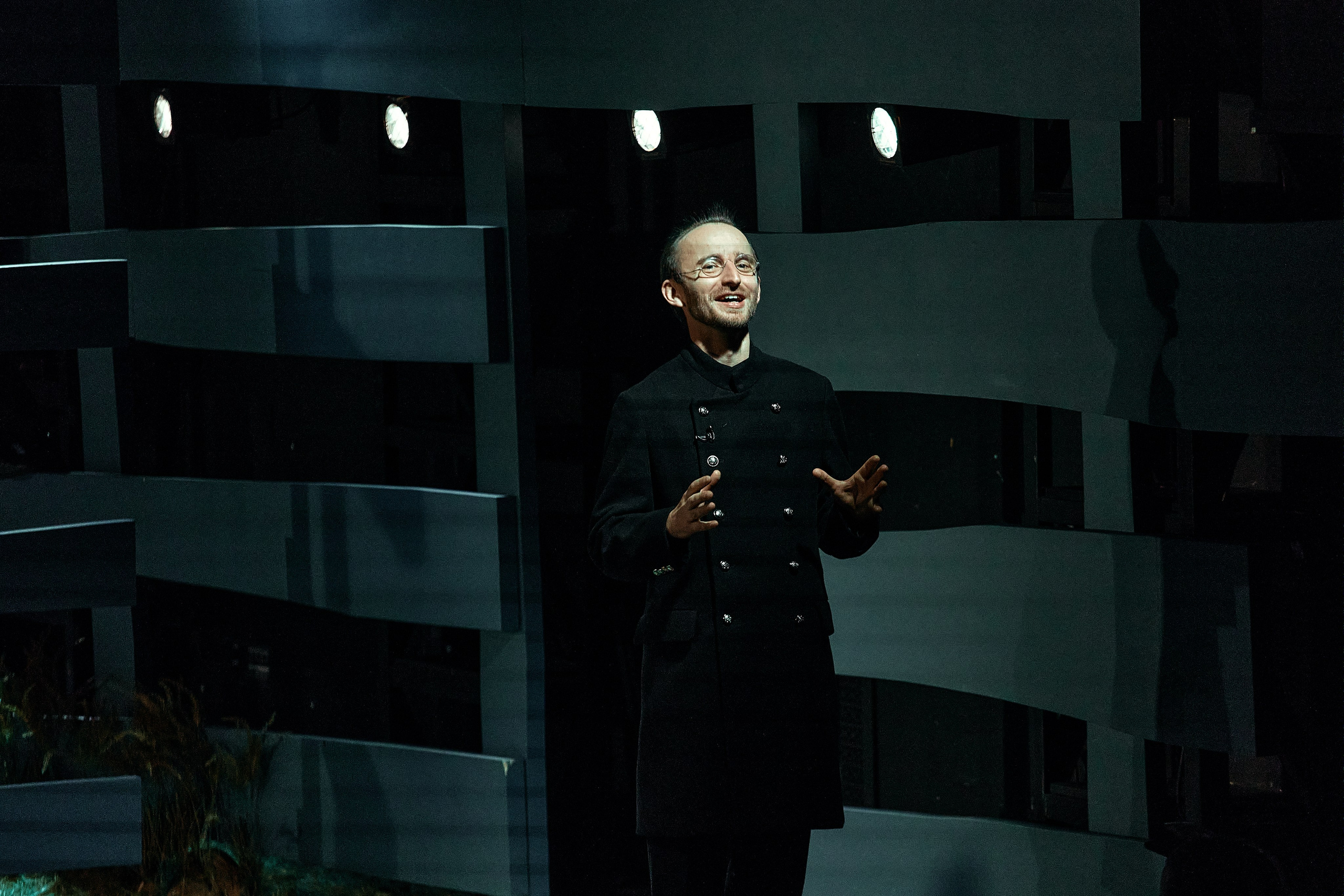 Бесприданница. Приют комедианта. Фотограф Нина Антонова