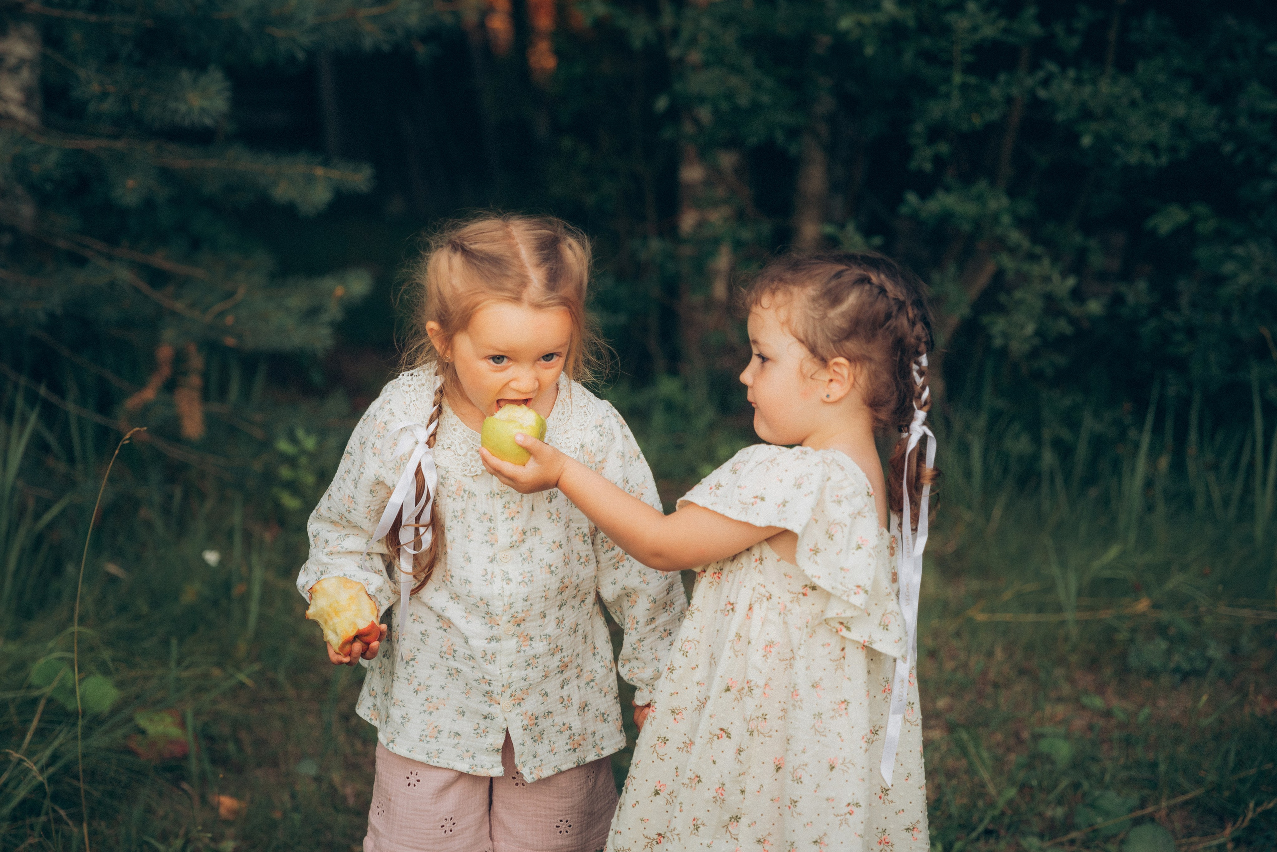 ТЕОНА, ЕВА И ЯБЛОКИ. Женский и семейный фотограф Елена Петрова