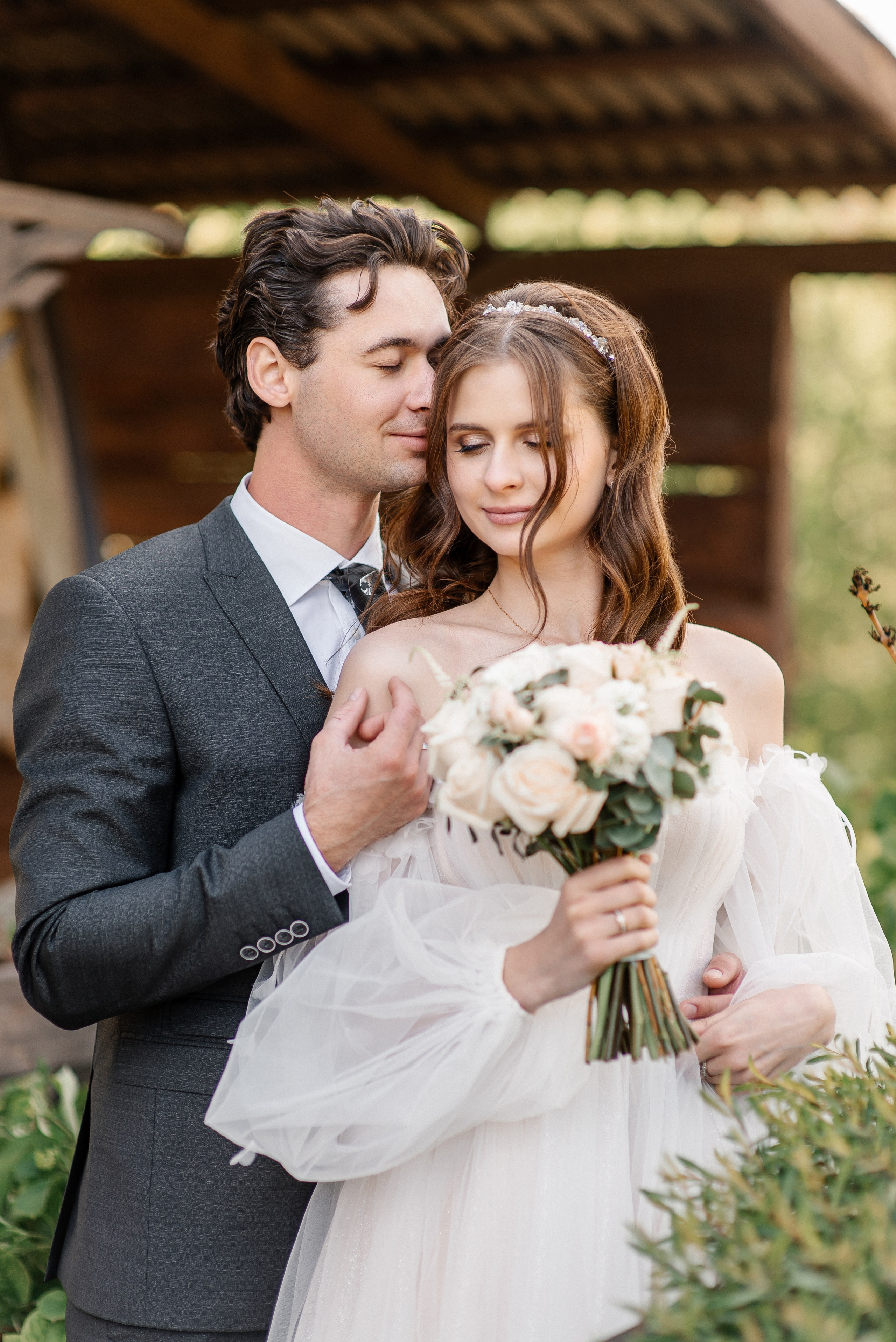 Михаил и Эмилия. Свадебный фотограф Курск Артем Духтанов