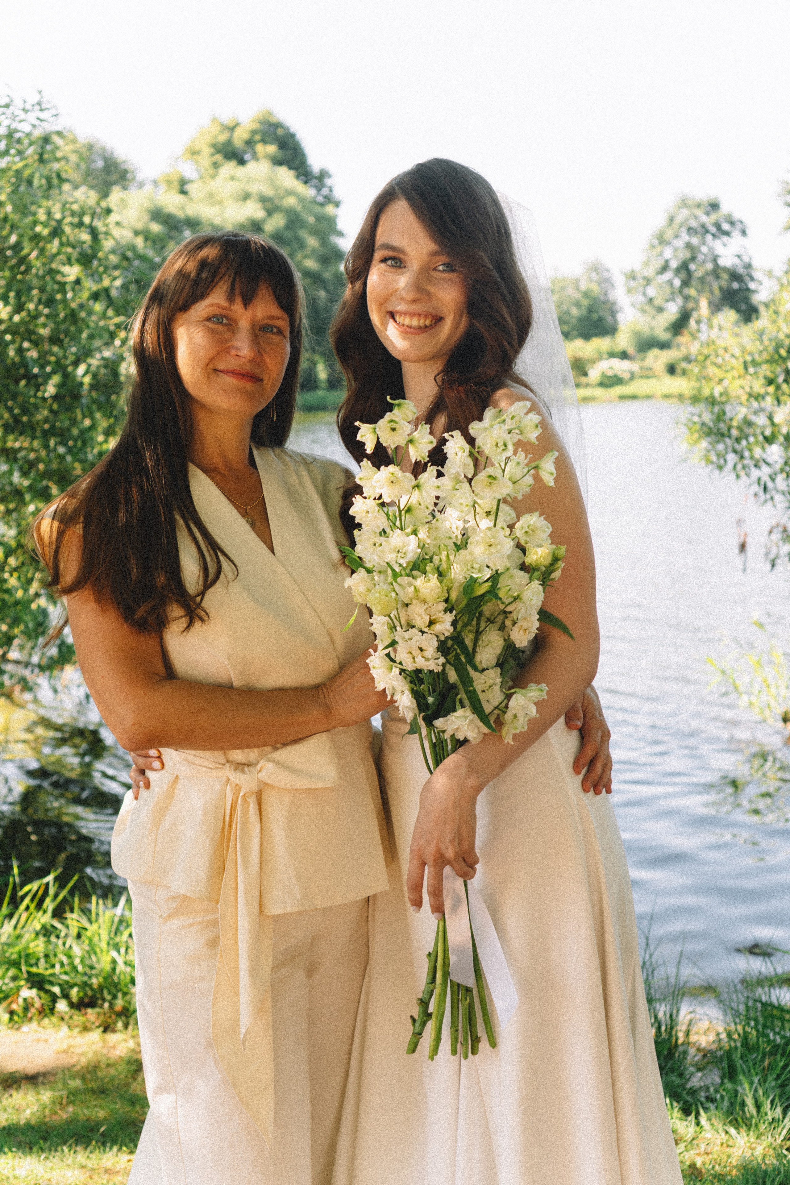 СВАДЕБНАЯ СЬЕМКА В ПЕТЕРГОФЕ И СЬЕМКА РЕПОРТАЖА В ЗАГСЕ ПЕТЕРГОФА. Профессиональный фотограф, Санкт-Петербург — Виктория Богомолова
