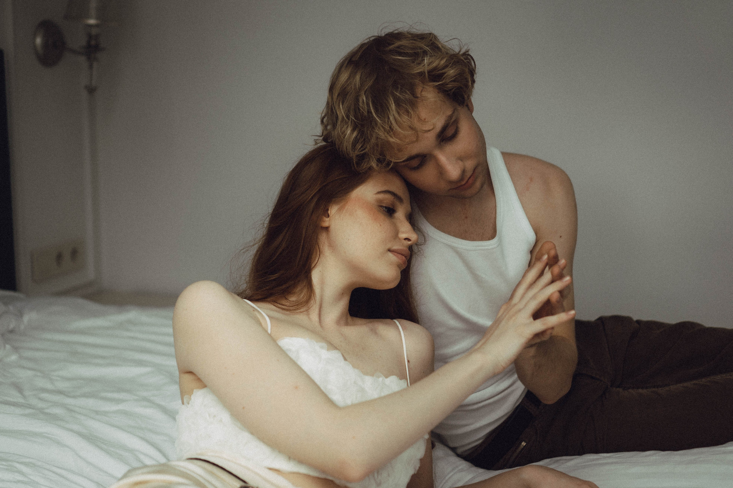 СВАДЕБНАЯ СЬЕМКА В ОТЕЛЕ. СБОРЫ ЖЕНИХА И НЕВЕСТЫ И ТАКЖЕ ТОР И ПОДГОТОВКА К ПРОГУЛКЕ. Профессиональный фотограф, Санкт-Петербург — Виктория Богомолова