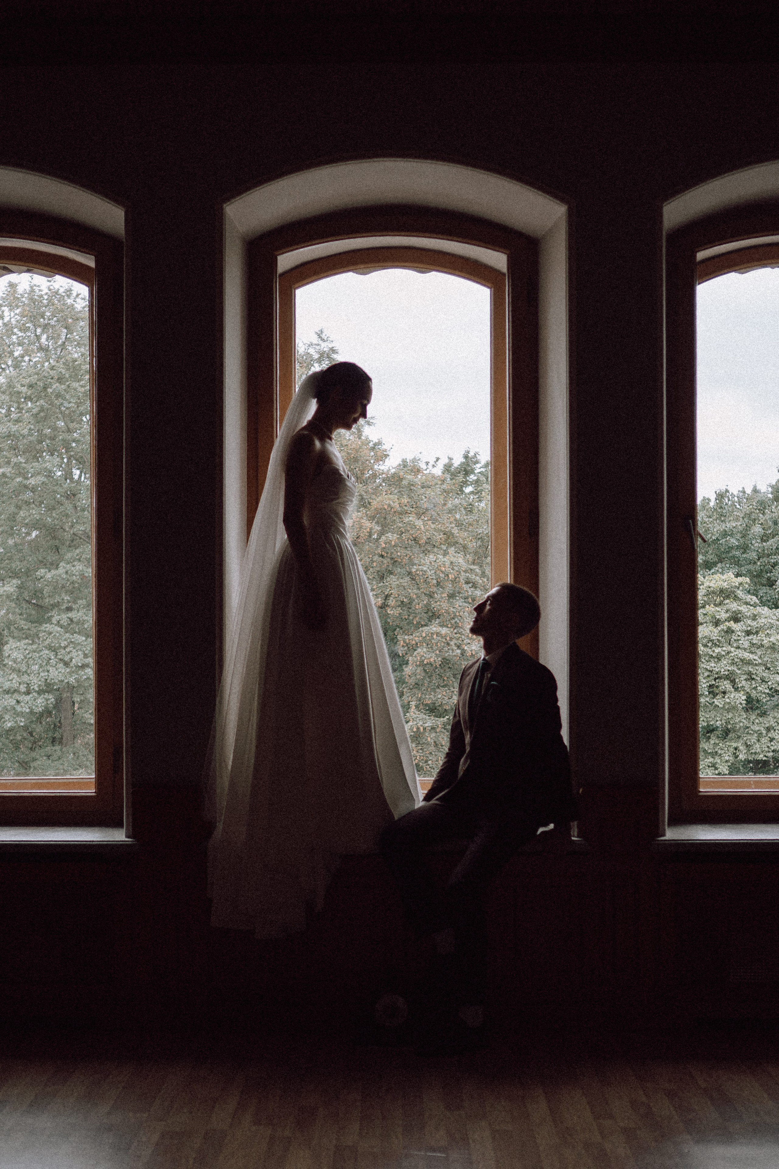 СВАДЕБНАЯ ПРОГУЛКА В САНТК-ПЕТЕРБУРГЕ (ИСАКИЕВСКИЙ СОБОР, ЗИМНЯЯ КАНАВКА, ЭРМИТАЖ И БОЛЬШАЯ МОРСКАЯ УЛИЦА). Профессиональный фотограф, Санкт-Петербург — Виктория Богомолова