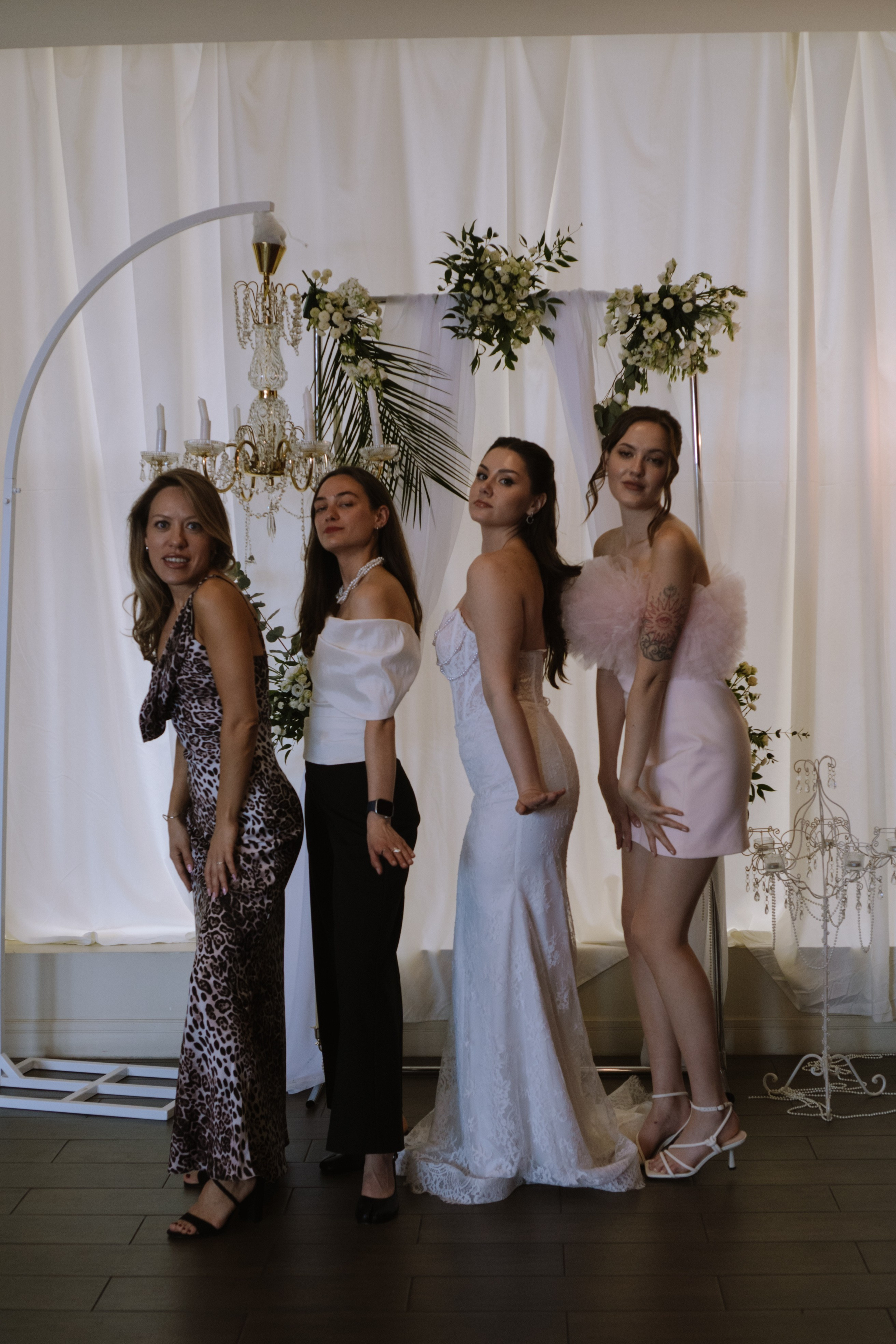 СВАДЕБНЫЙ БАНКЕТ НА ВЛАДИМИРСКОЙ В САНКТ-ПЕТЕРБУРГЕ (КАМЕРНАЯ СВАДЬБА). Профессиональный фотограф, Санкт-Петербург — Виктория Богомолова