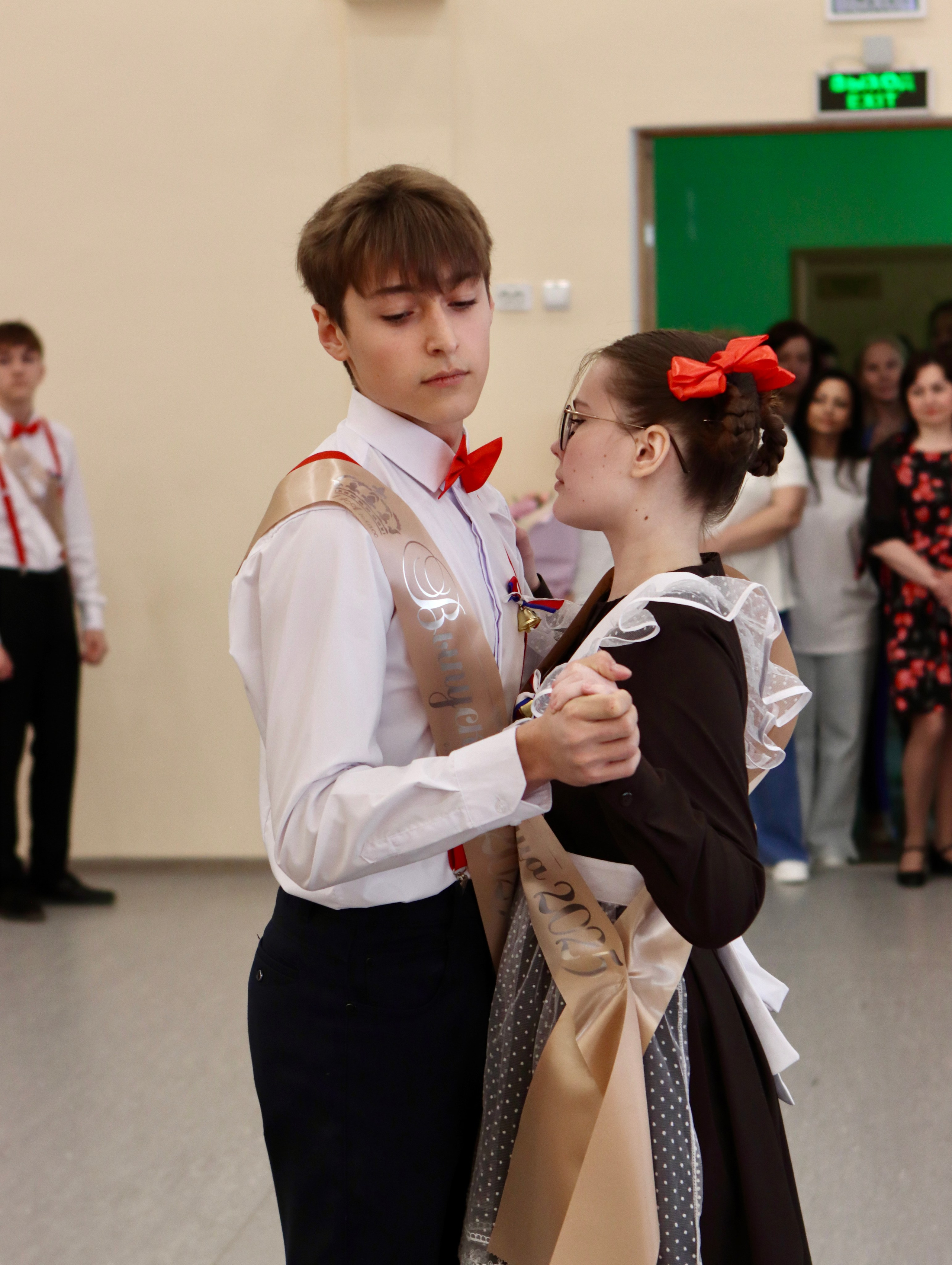 Школьный выпускной. Фотограф в Курске Смирнов Евгений