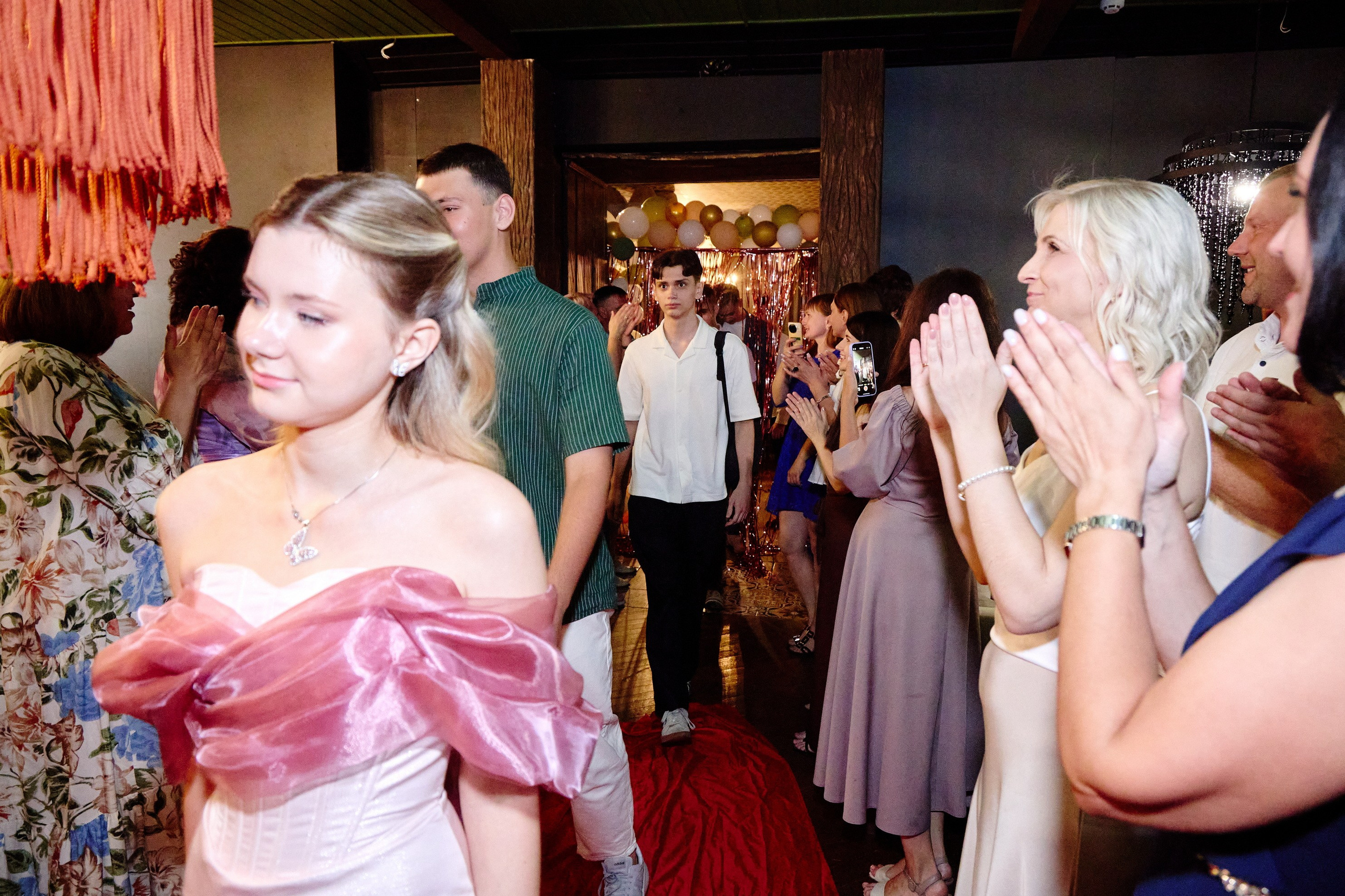 Выпускной 35 Сош. Фотограф Выпускные альбомы Таганрог Сергей Коробченко