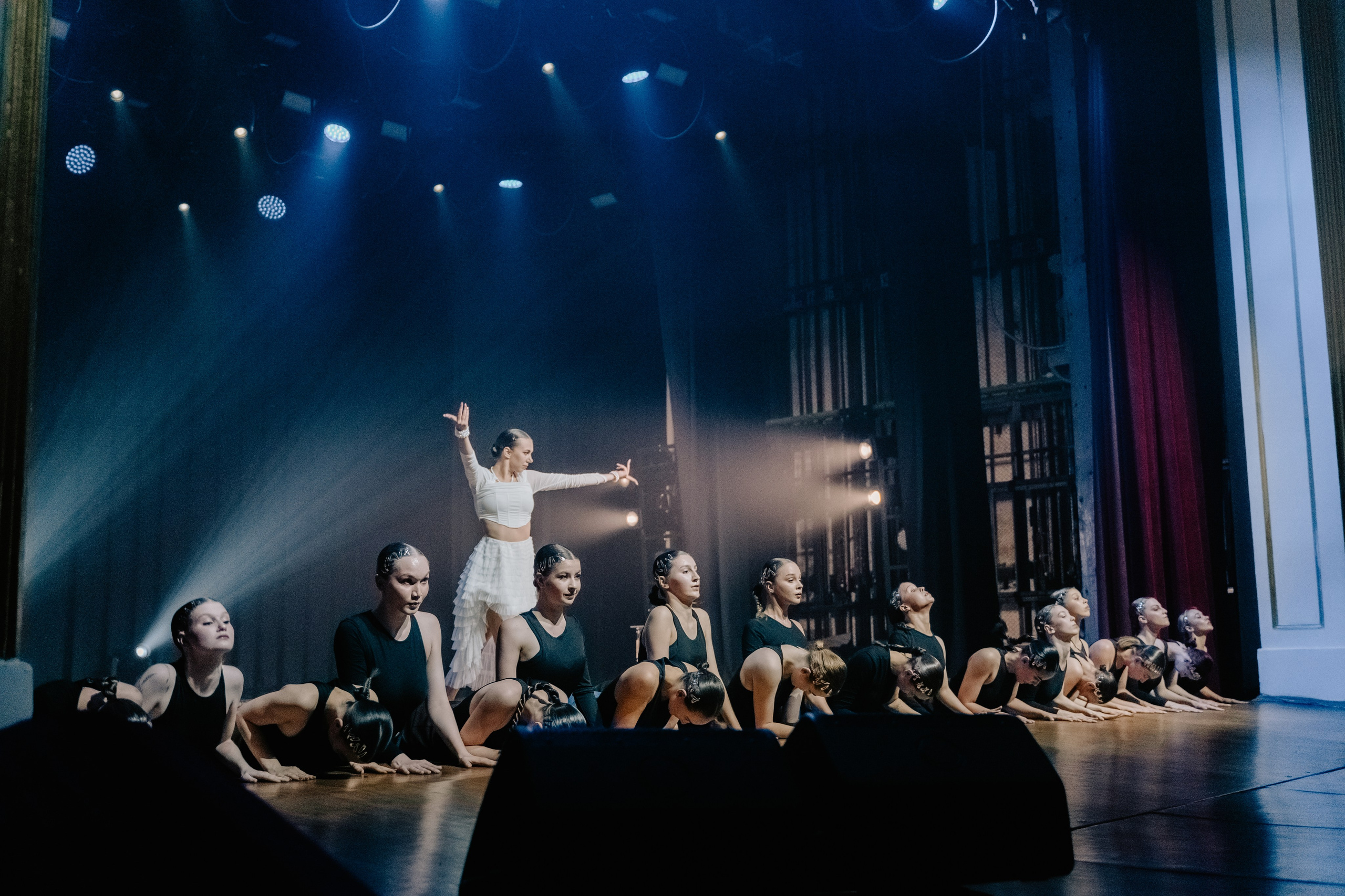 Спектакль «Песнь сирен». Главная