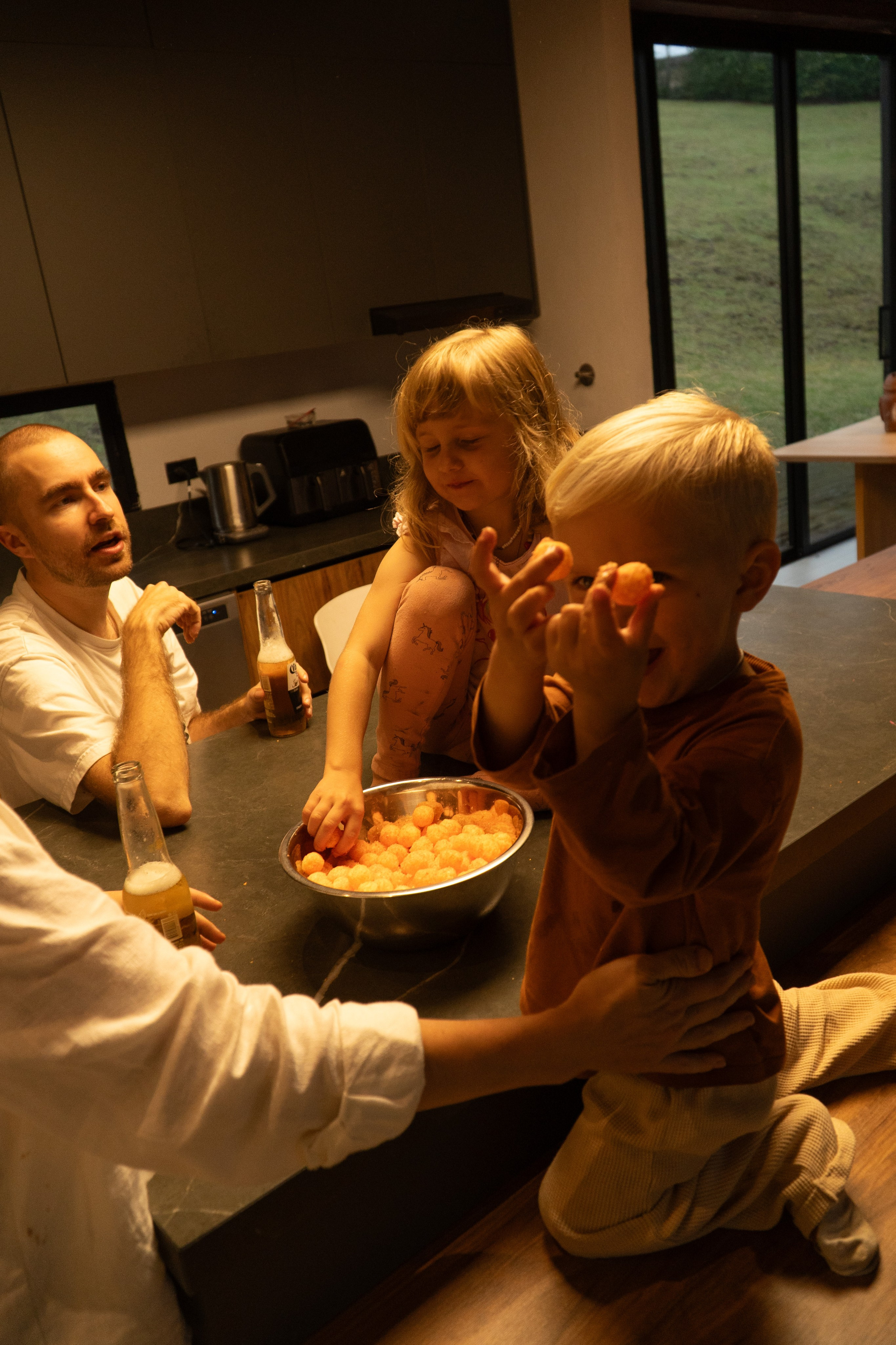 Olga and Family. Wedding Photographer in Barcelona and Medellin