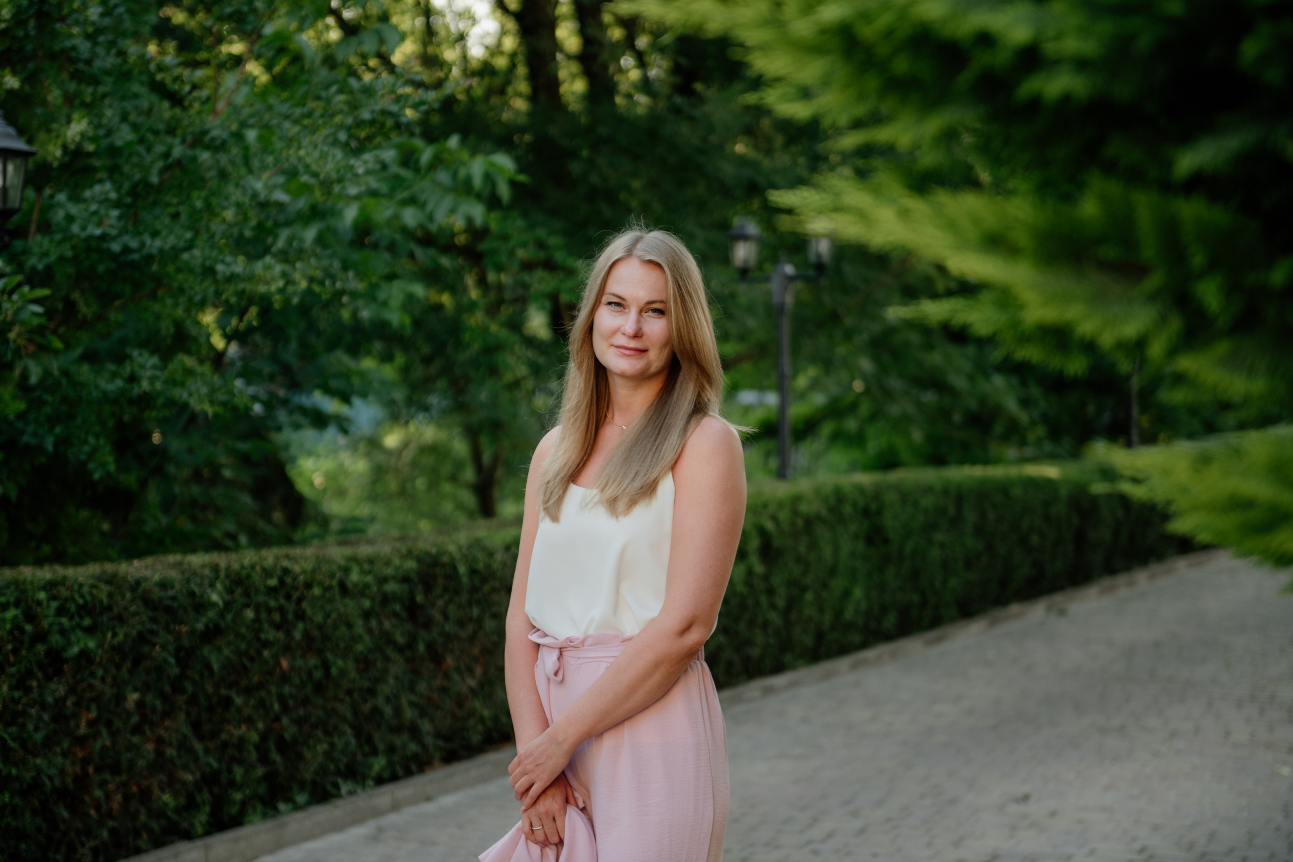 Абрау Дюрсо прогулочная фотосессия. Свадебный фотограф Новороссийск Марина КрамарИна Полещук