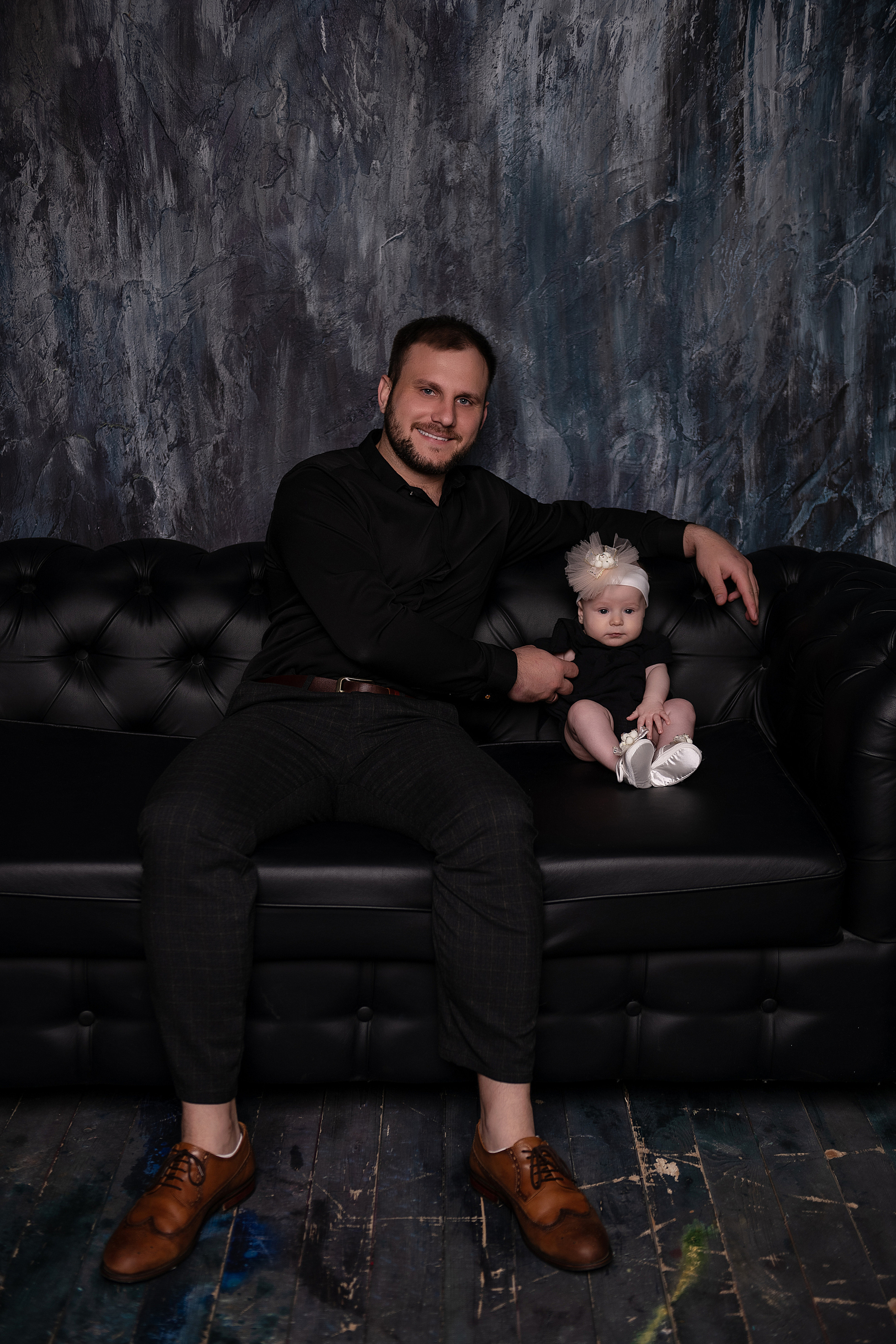 Семейная фотосессия в студии. Свадебный фотограф Новороссийск Марина КрамарИна Полещук