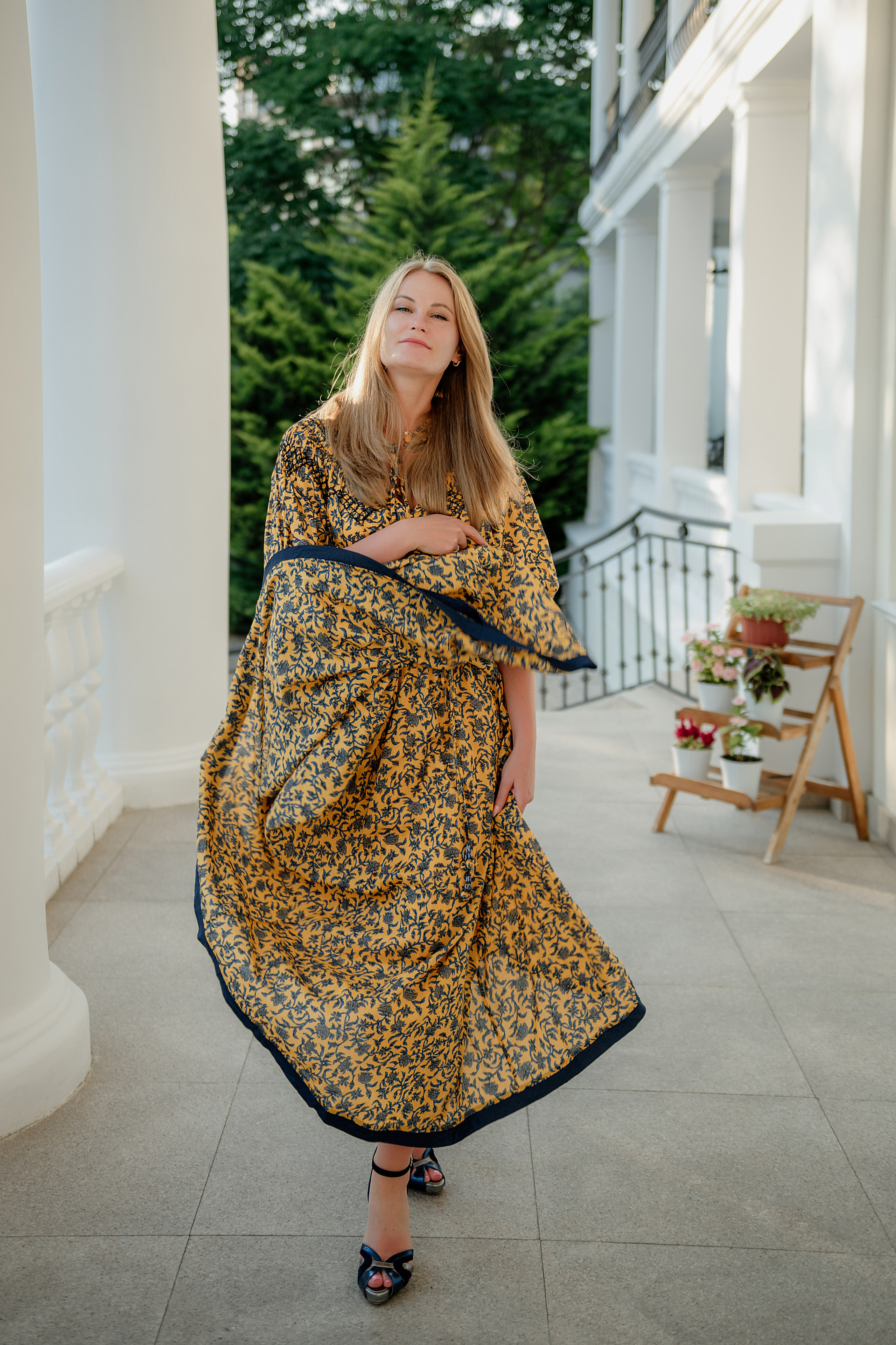 Абрау Дюрсо прогулочная фотосессия. Свадебный фотограф Новороссийск Марина КрамарИна Полещук